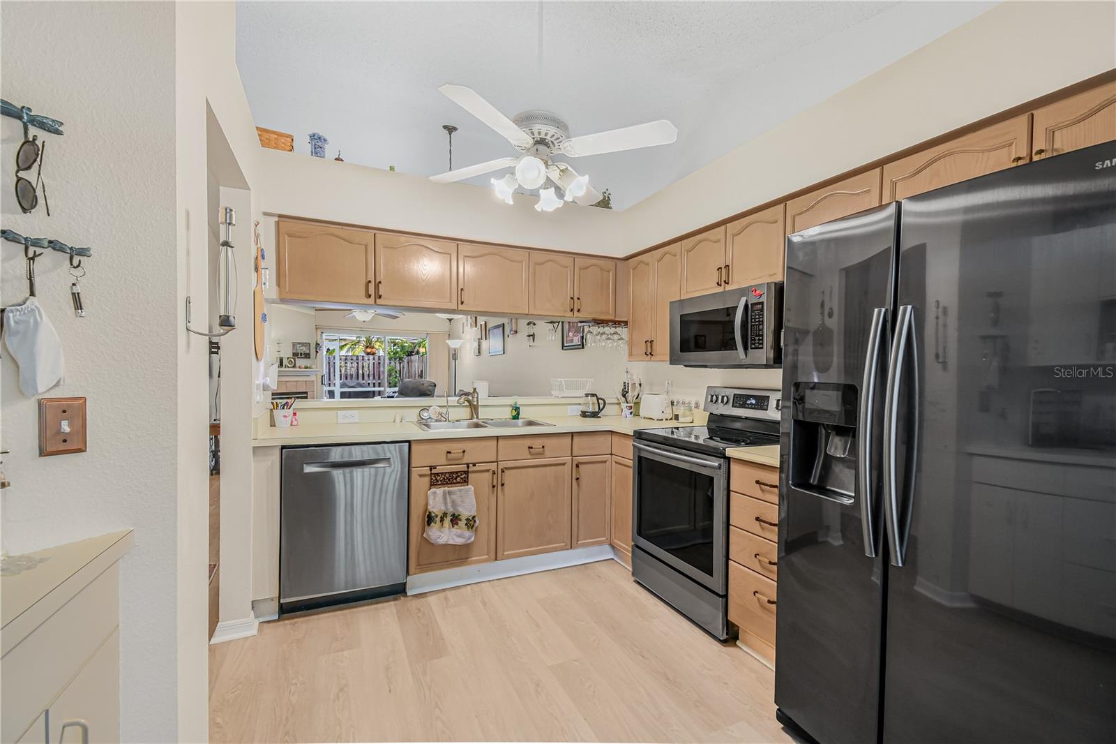 2586 Pine Cove Ln Property Photo 7
