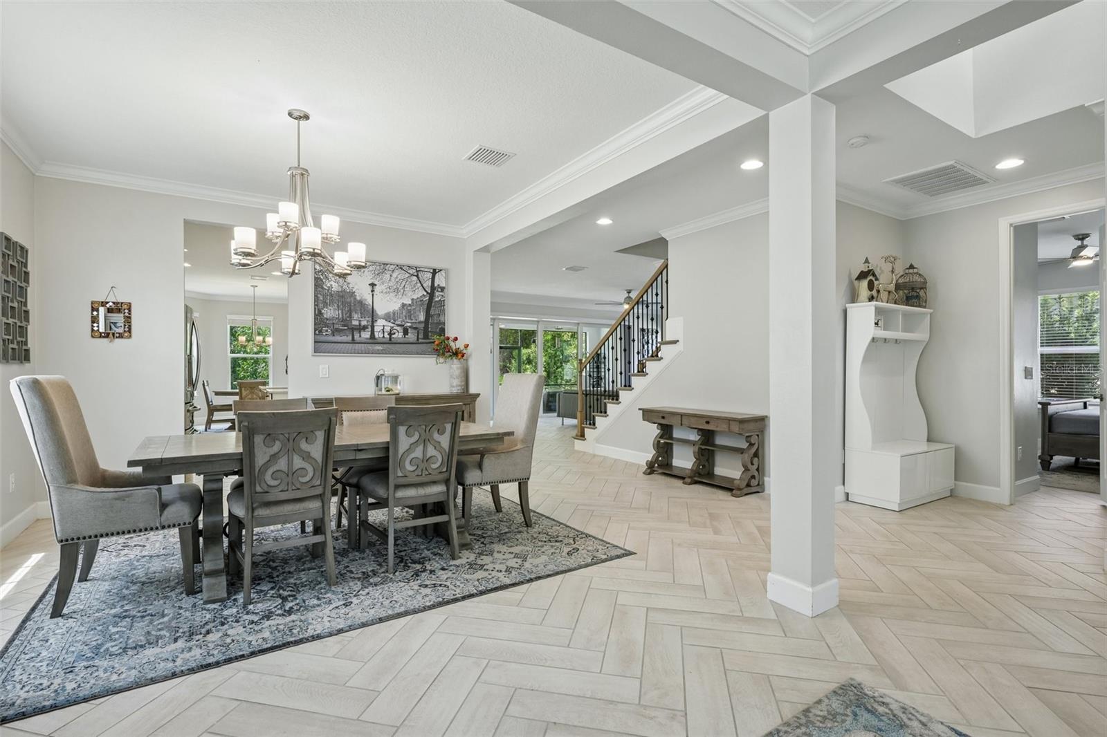 9085 Spruce Creek Cir Property Photo 8