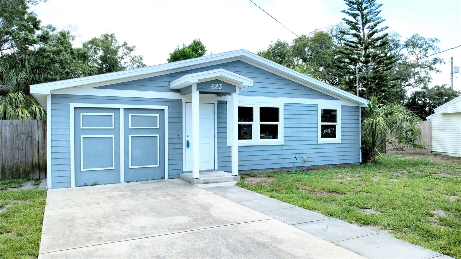 623 Dexter Dr Property Photo 2