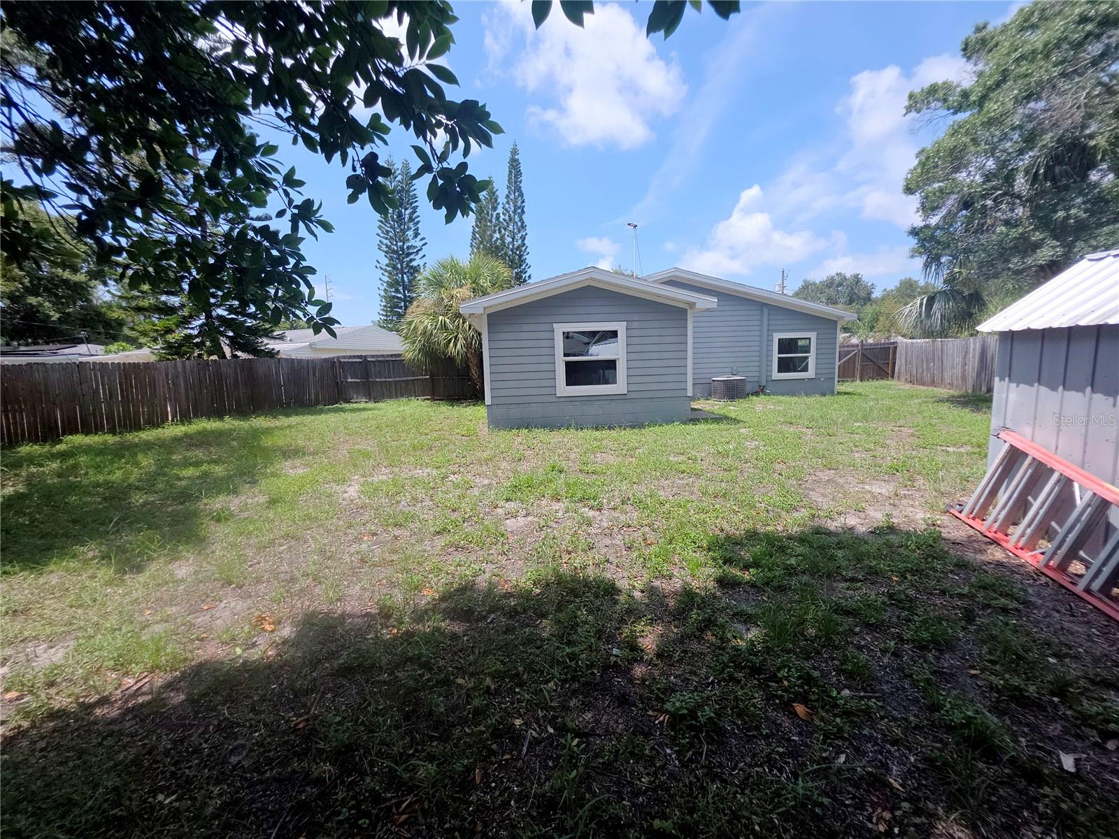 623 Dexter Dr Property Photo 13