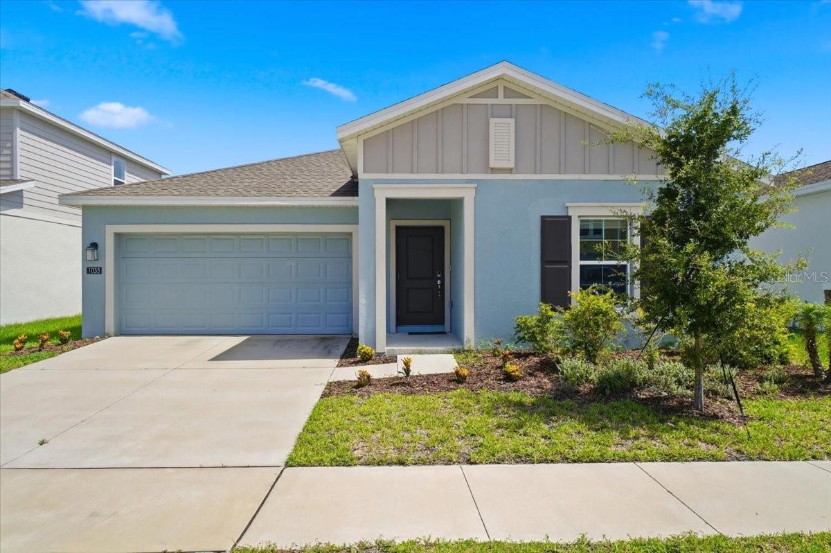 1033 Holden Way Property Photo