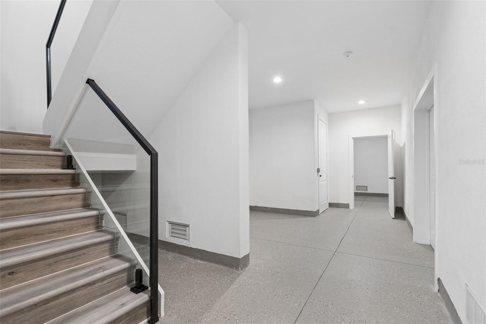 1964 Cedar Dr Property Photo 48