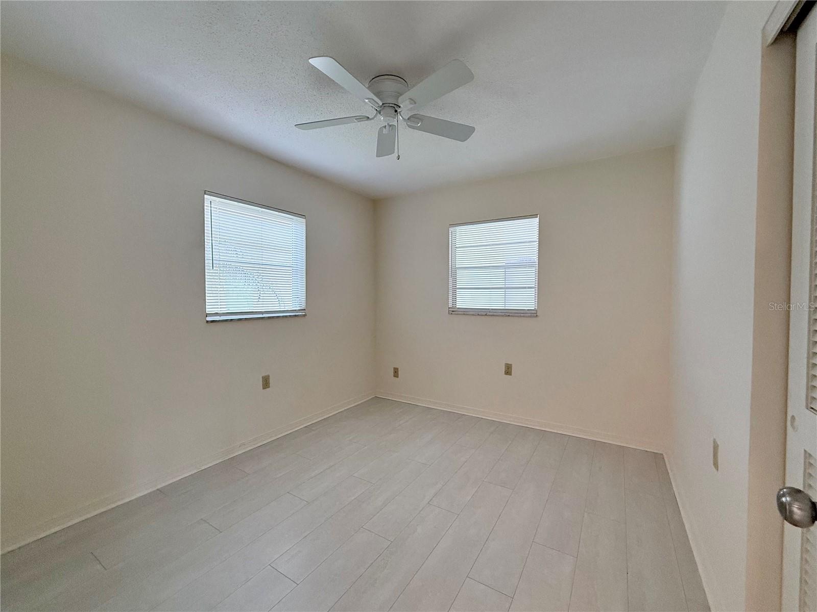 7847 39th Ter N Property Photo 10