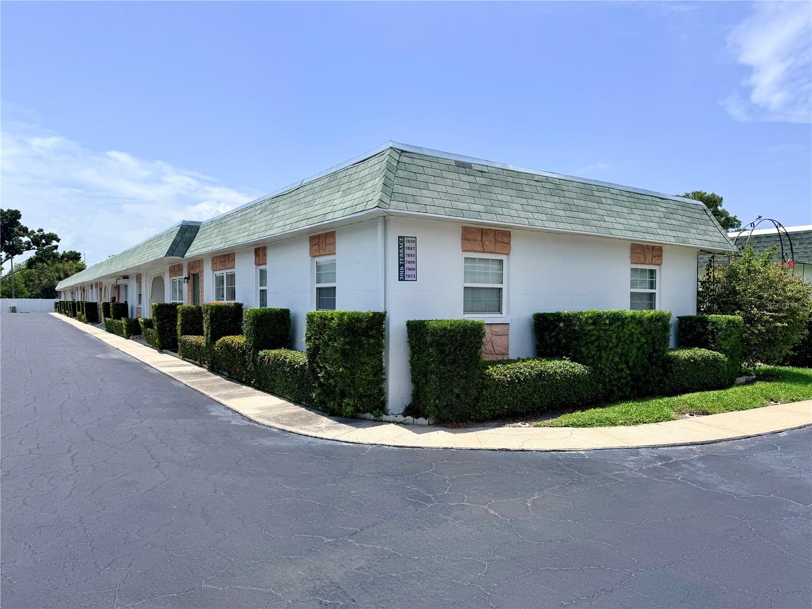 7847 39th Ter N Property Photo 17