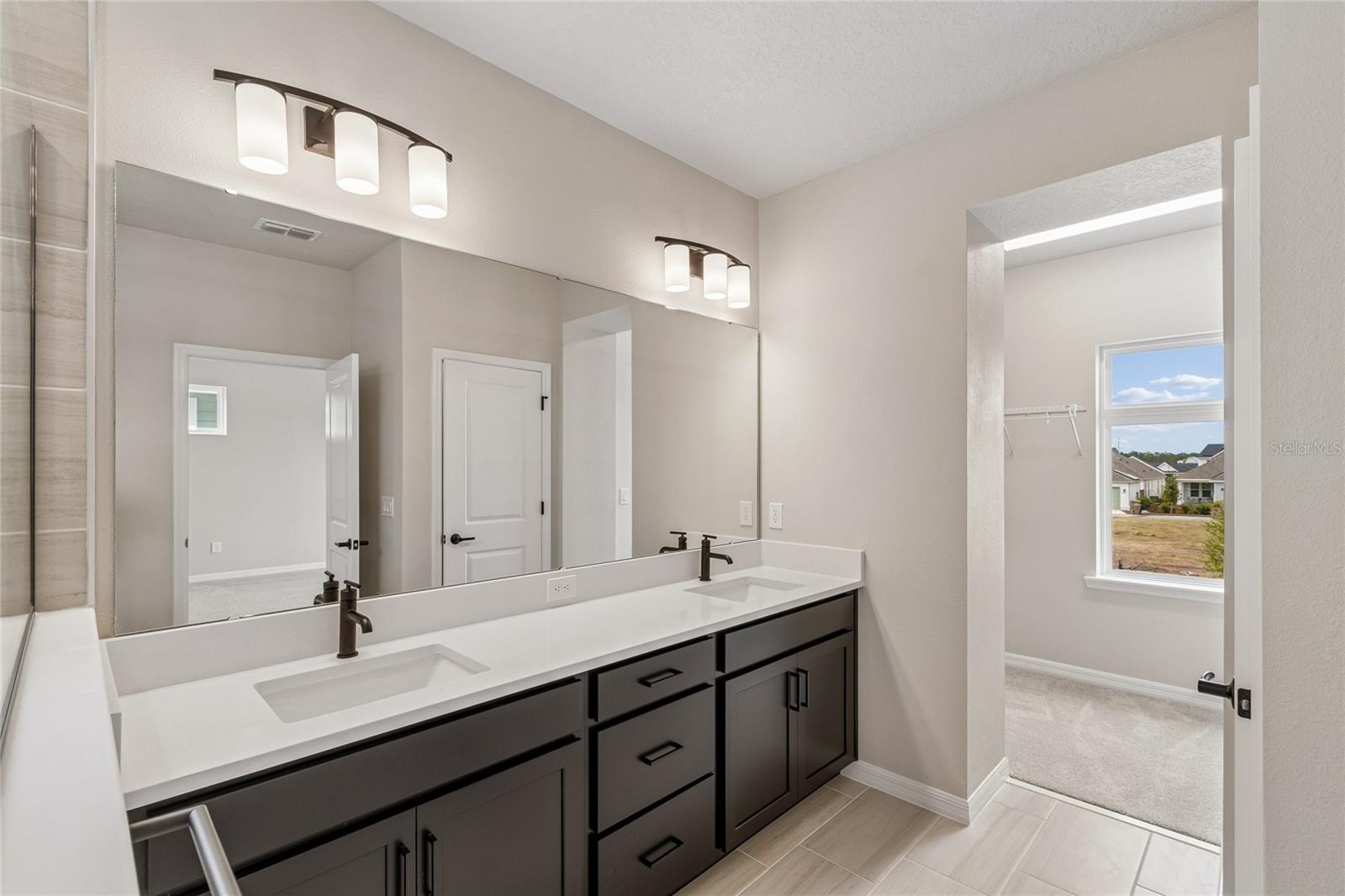 6716 Fountain Grove Pass Property Photo 17