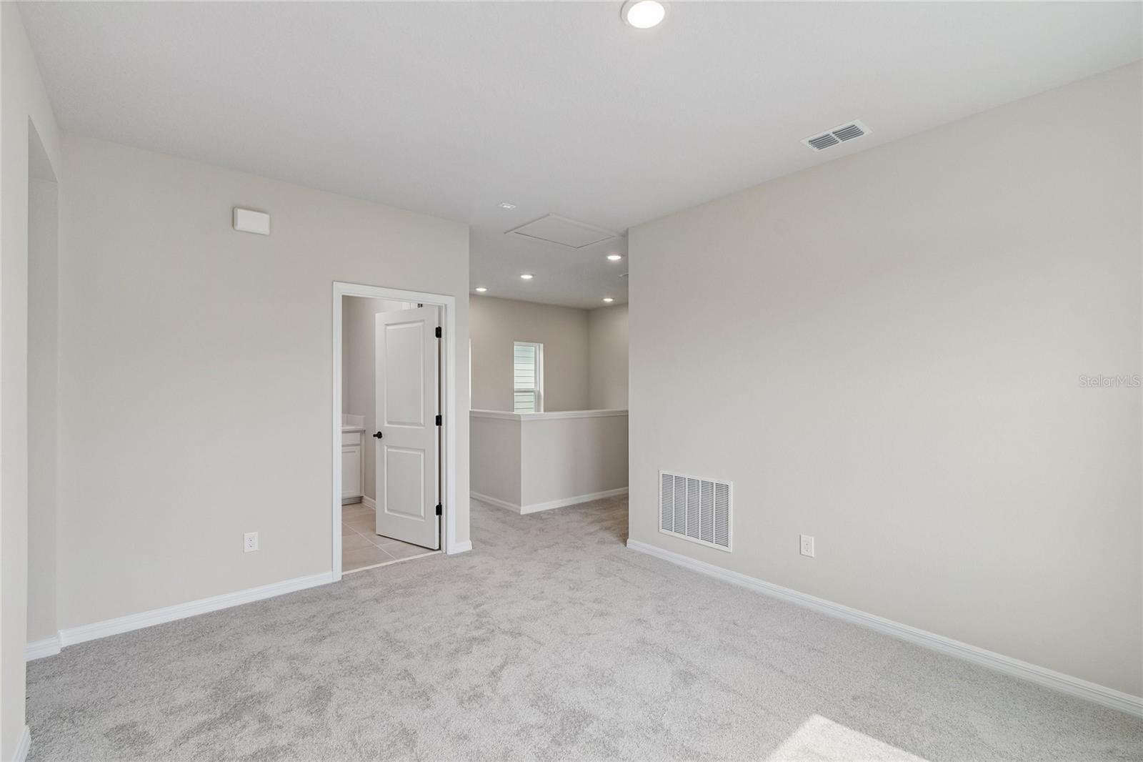 6716 Fountain Grove Pass Property Photo 21