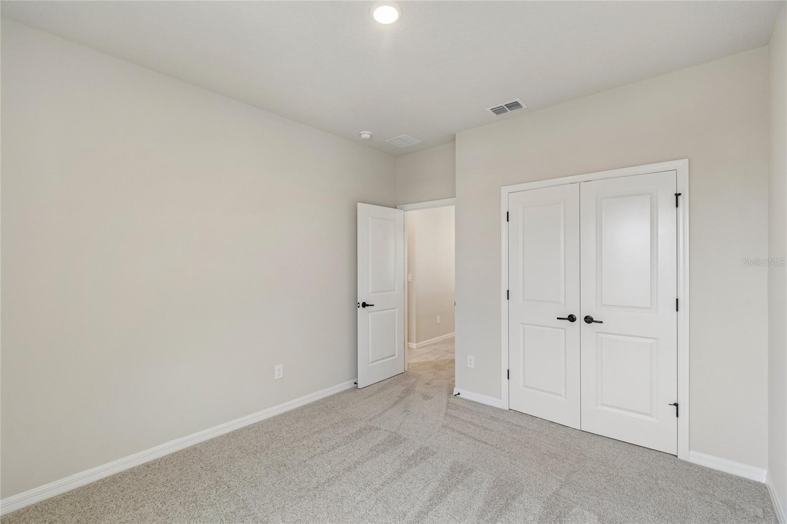 6716 Fountain Grove Pass Property Photo 25