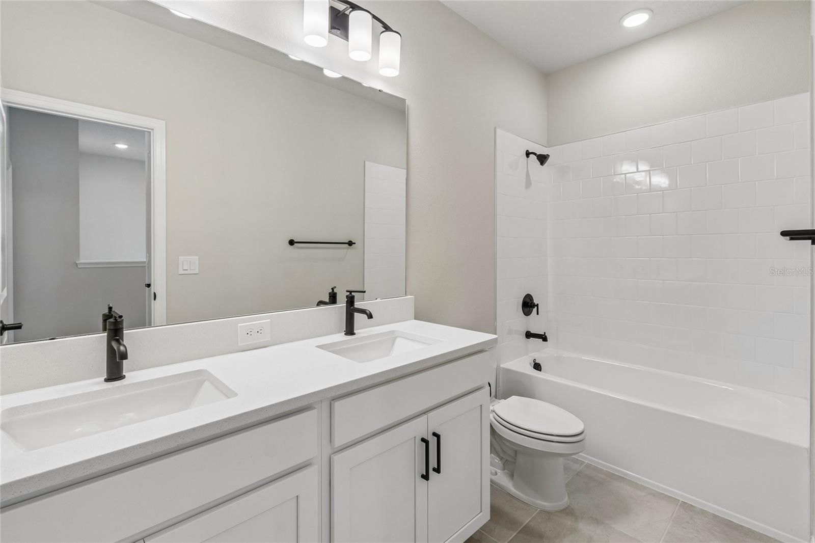6716 Fountain Grove Pass Property Photo 26