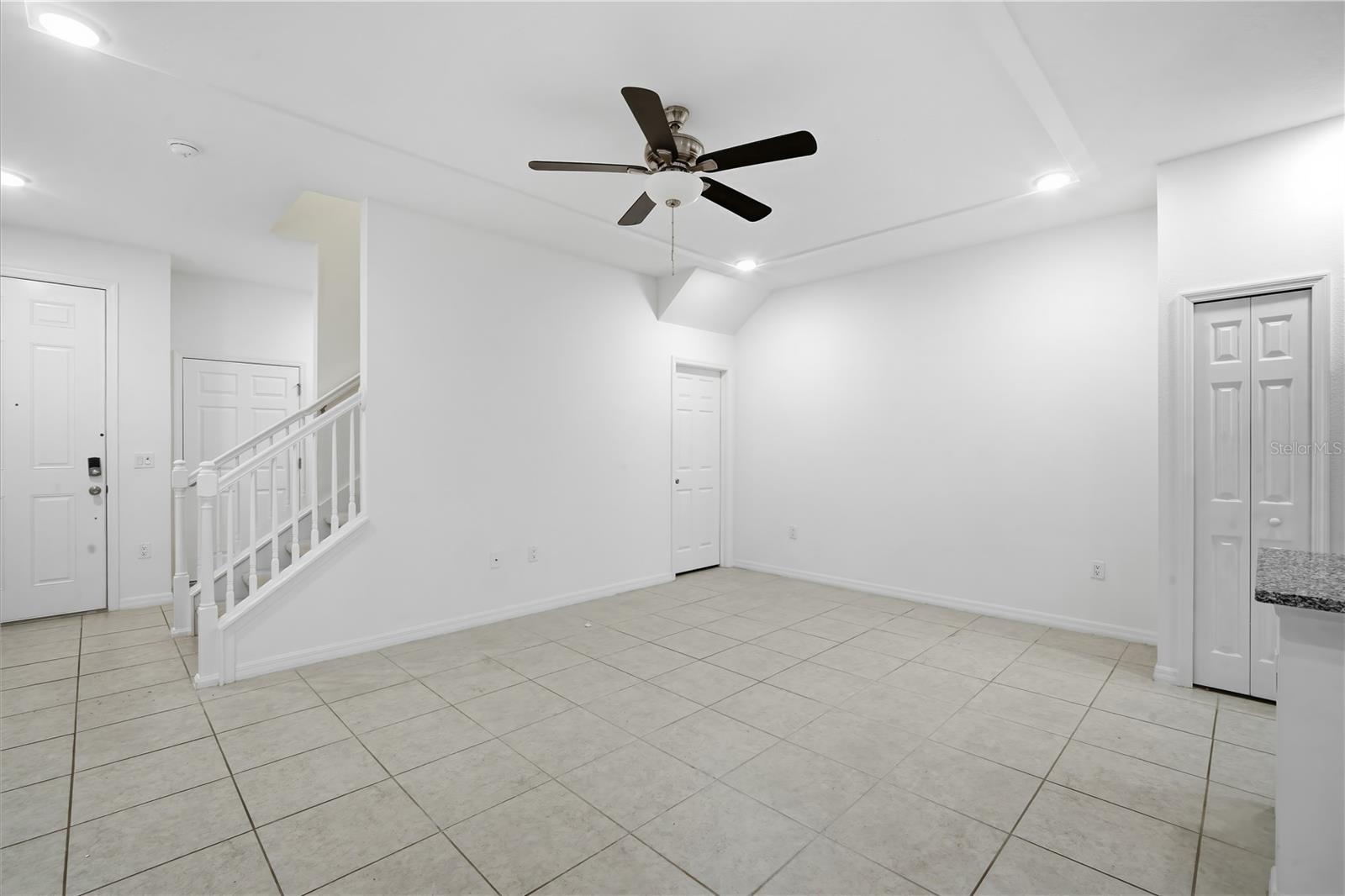 34186 Cinder Way Property Photo 7