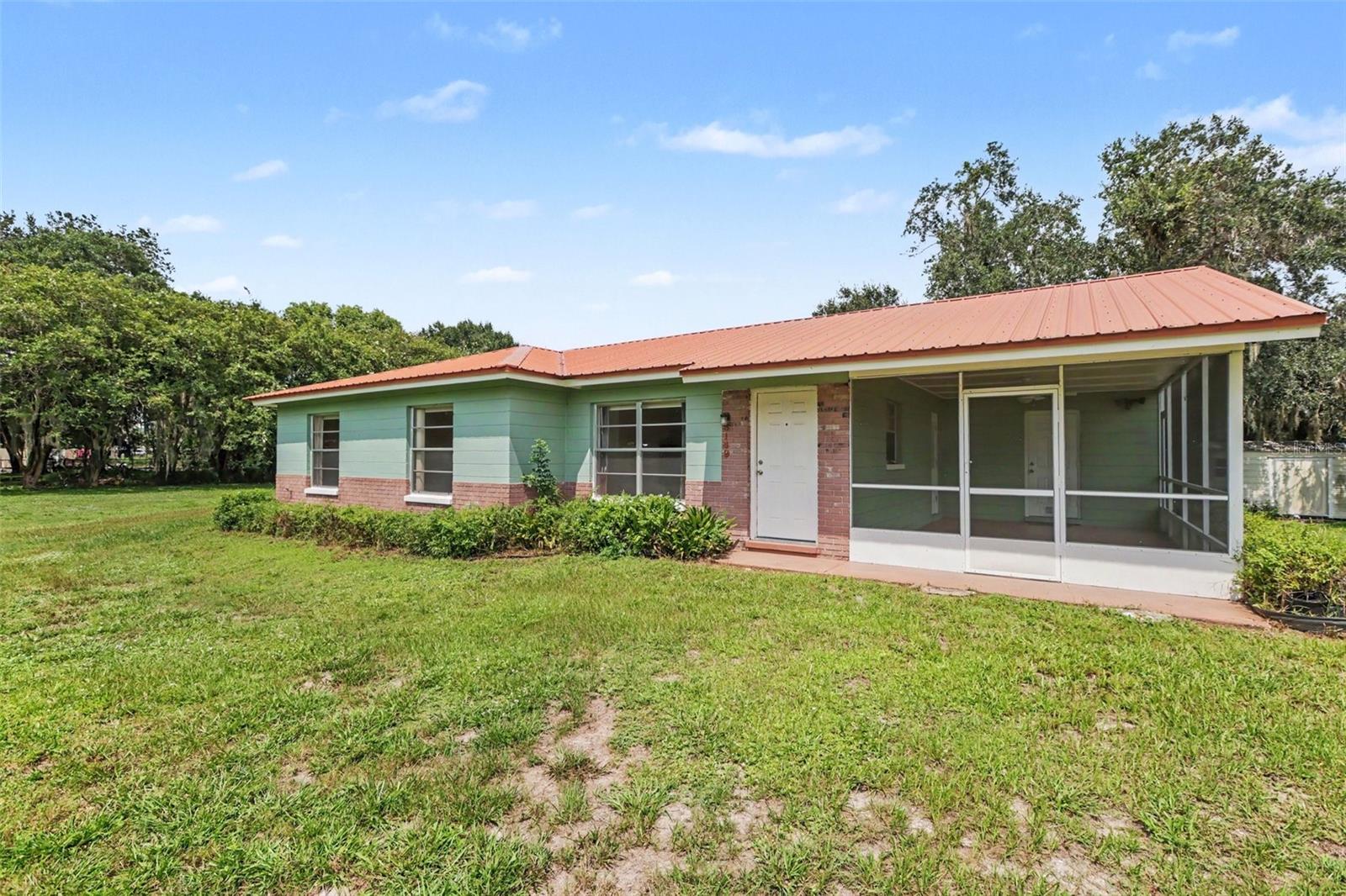 3149 SYDNEY DOVER RD Property Photo 1