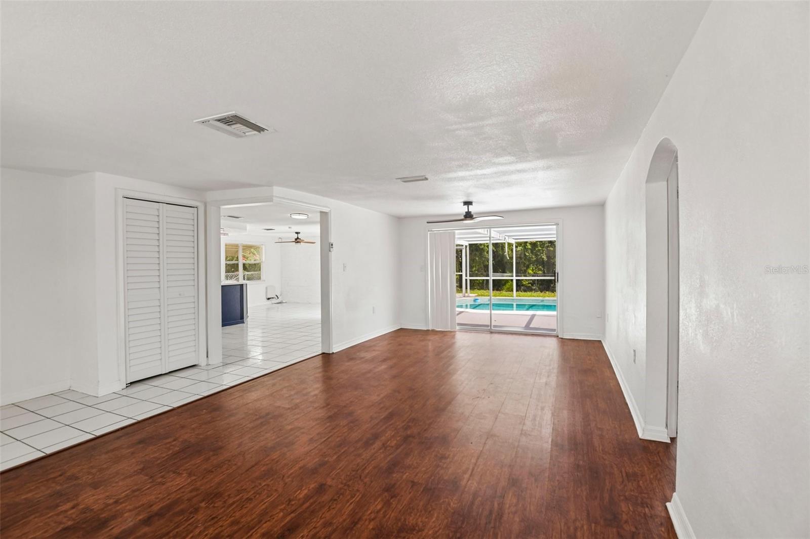 7303 Heath Dr Property Photo 6