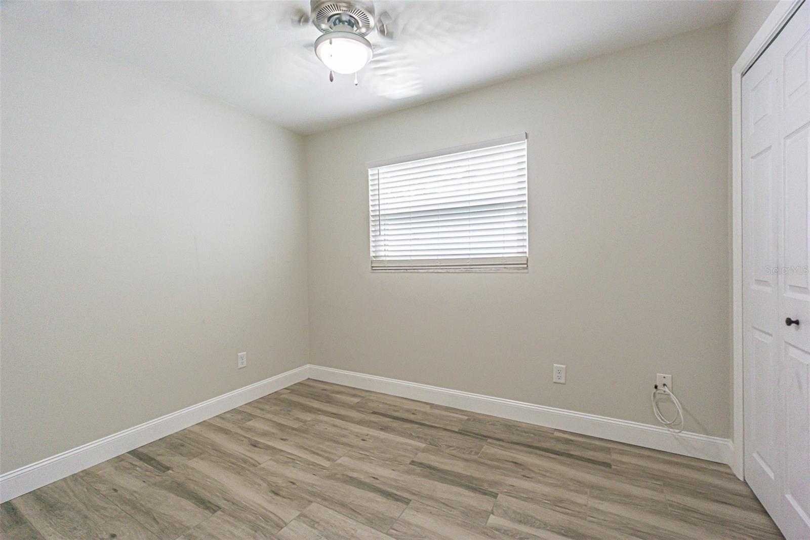 925 Cedarwood Ave Property Photo 17