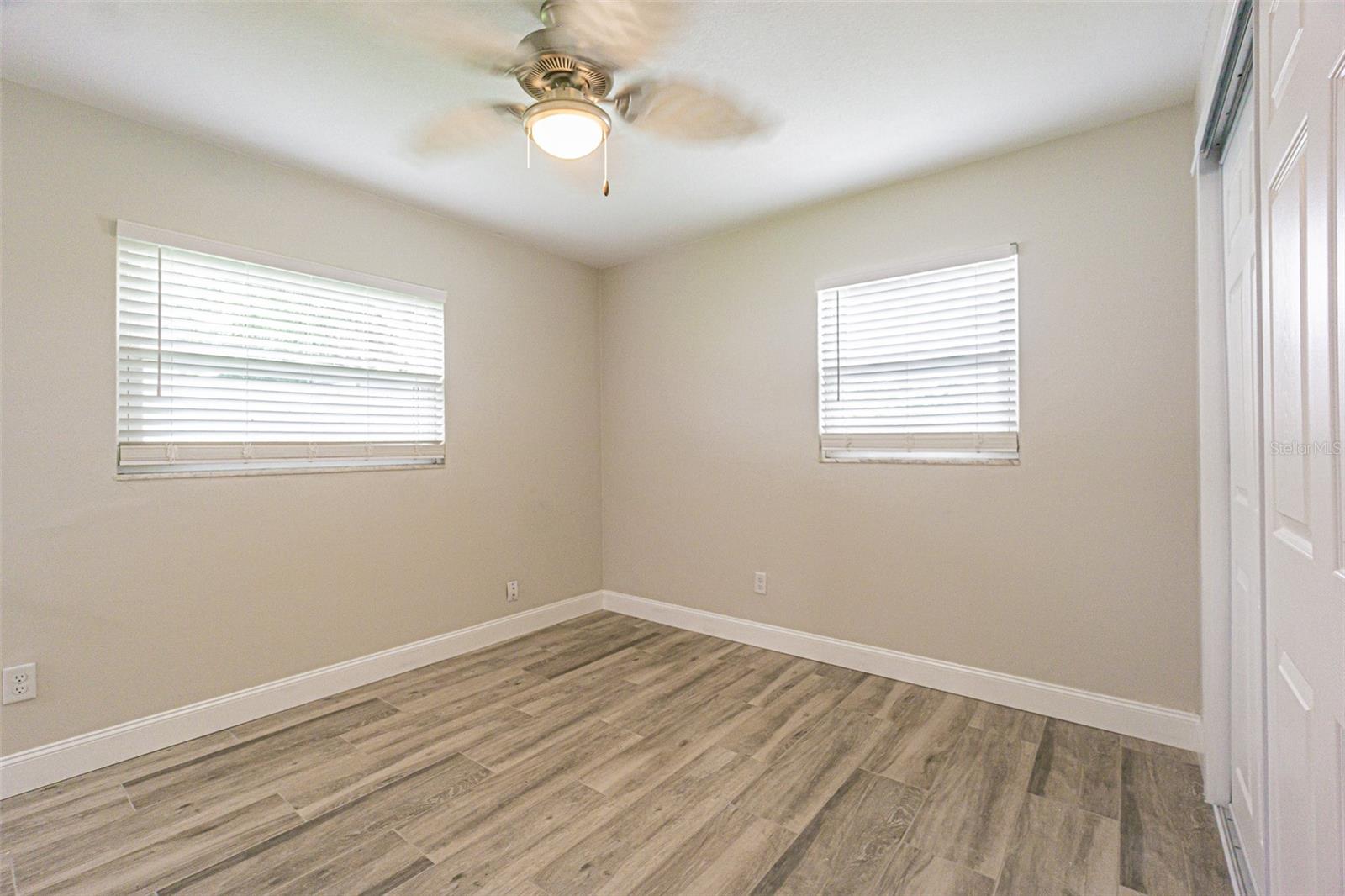 925 Cedarwood Ave Property Photo 19