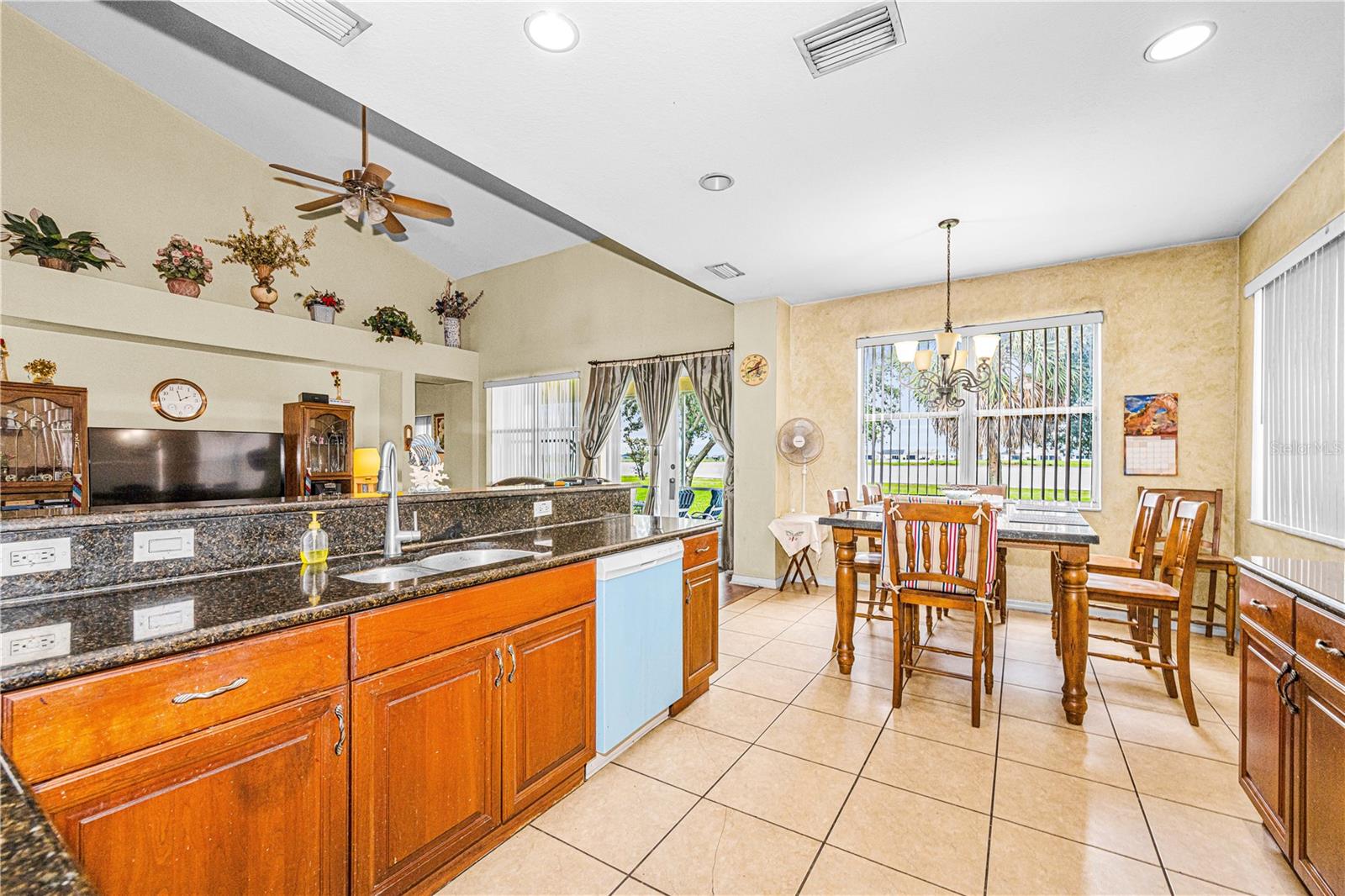 11217 Laurel Brook Ct Property Photo 8
