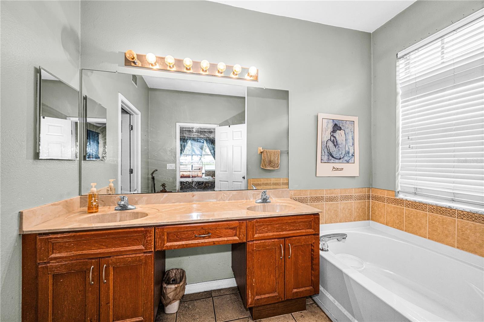 11217 Laurel Brook Ct Property Photo 19