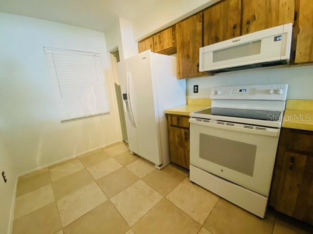 6438 71st St N Property Photo 8