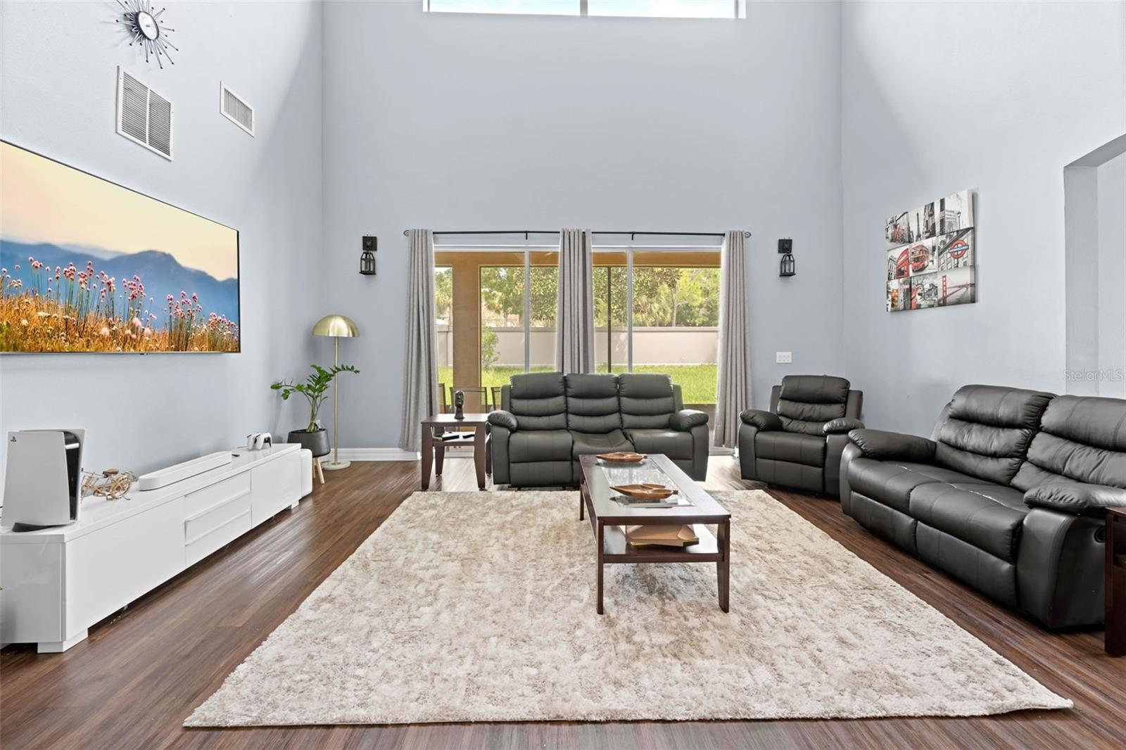 4501 Birchfield Loop Property Photo 7