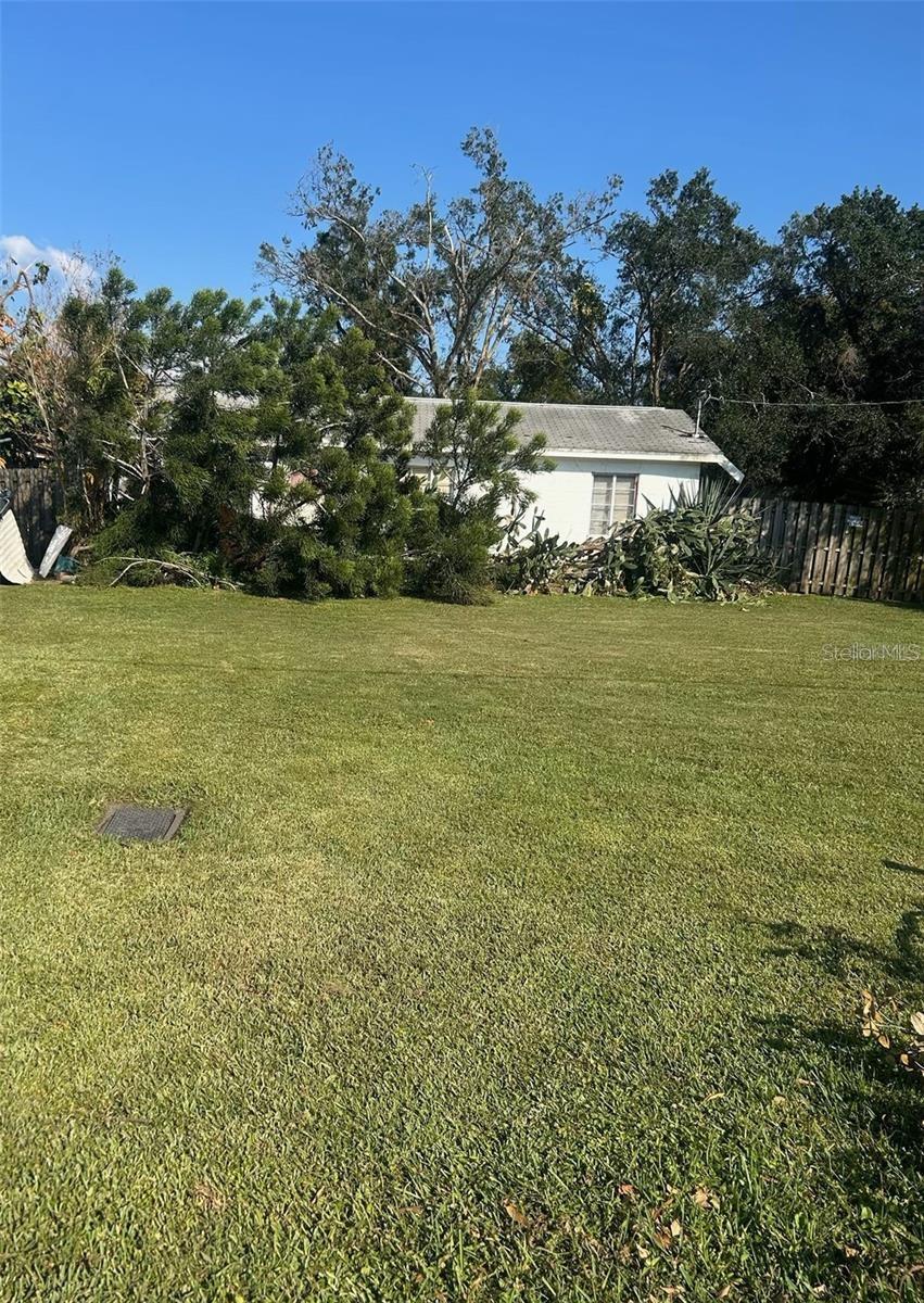 605 N Bradford Ave Property Photo 1