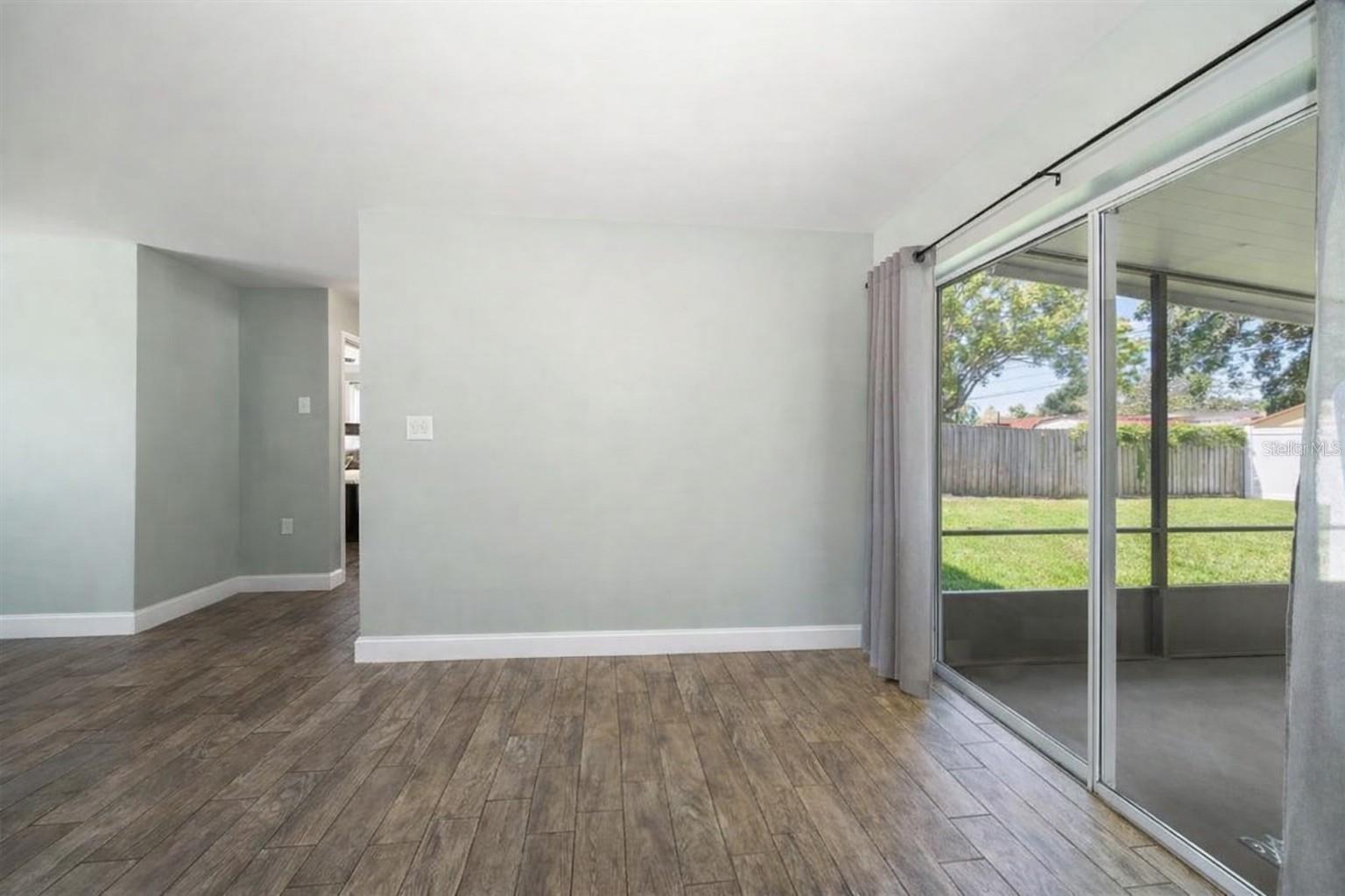 2132 Isabelle St Property Photo 2