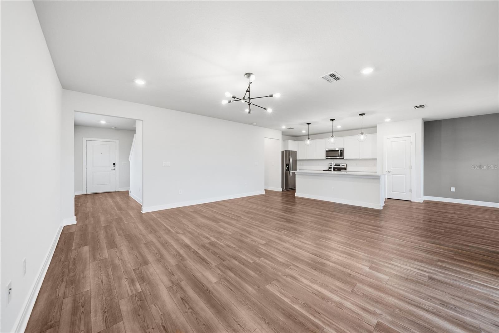 9018 Rally Spring Loop Property Photo 23