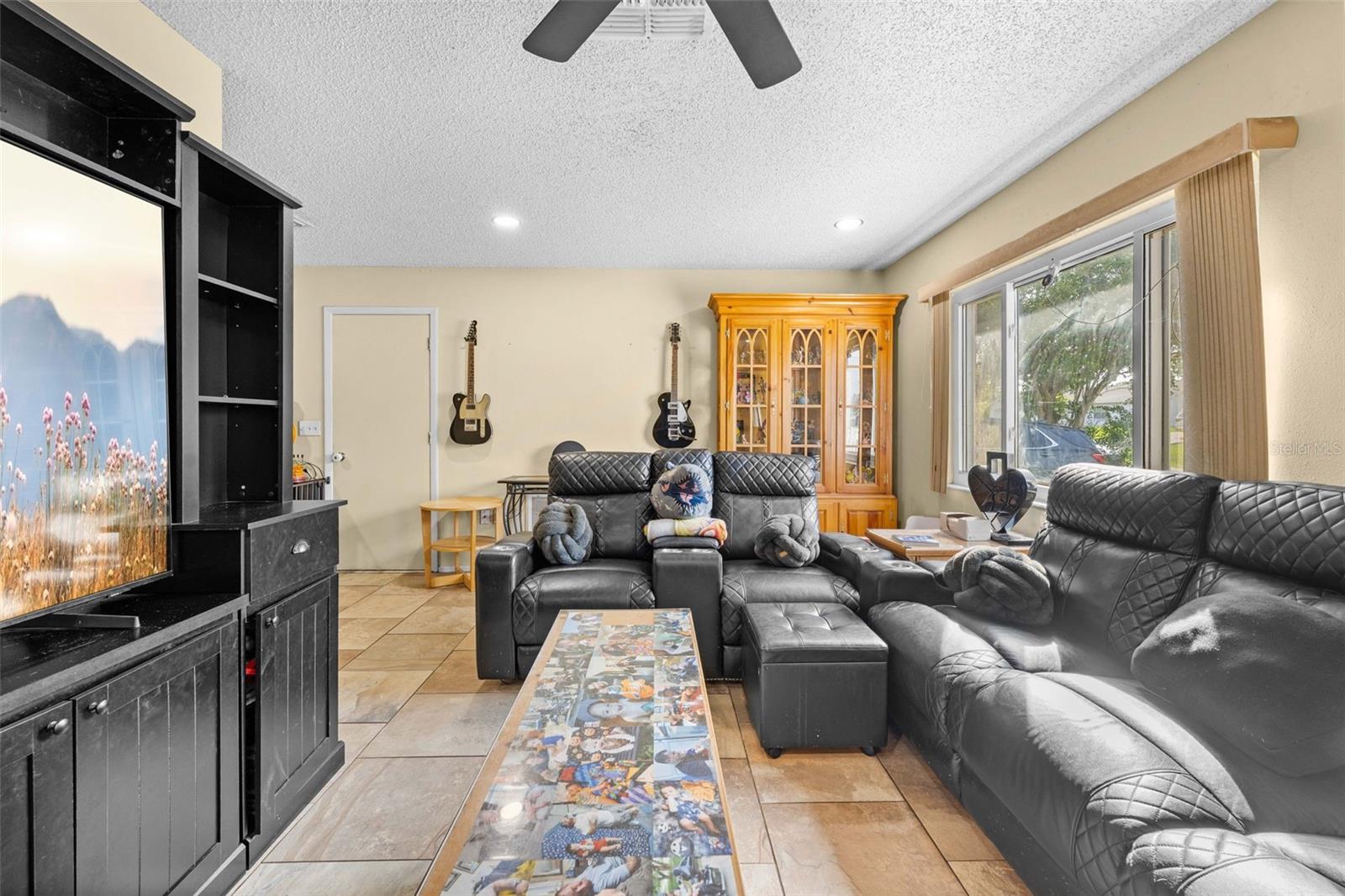10196 Heathcliff St Property Photo 8