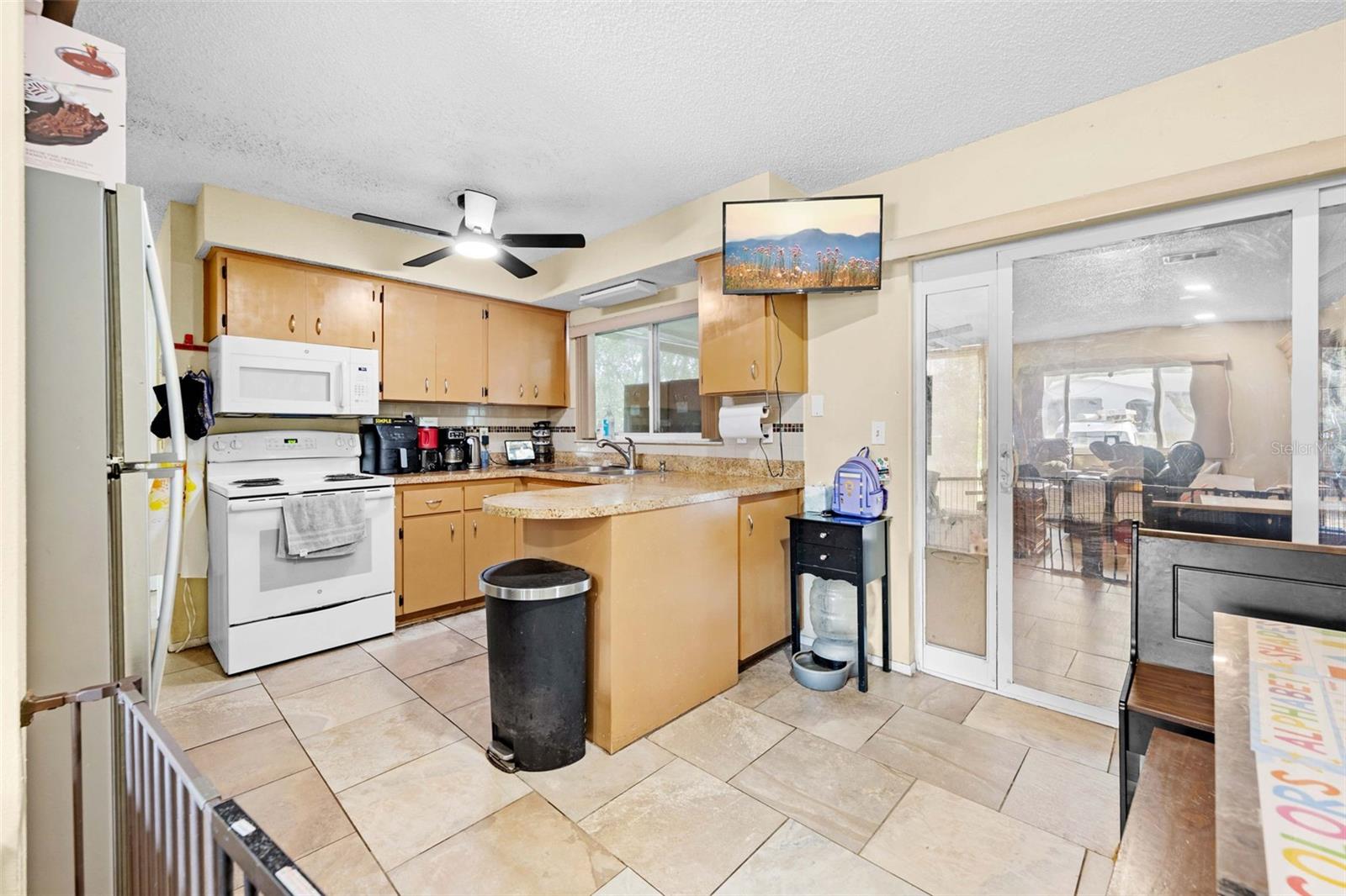 10196 Heathcliff St Property Photo 15