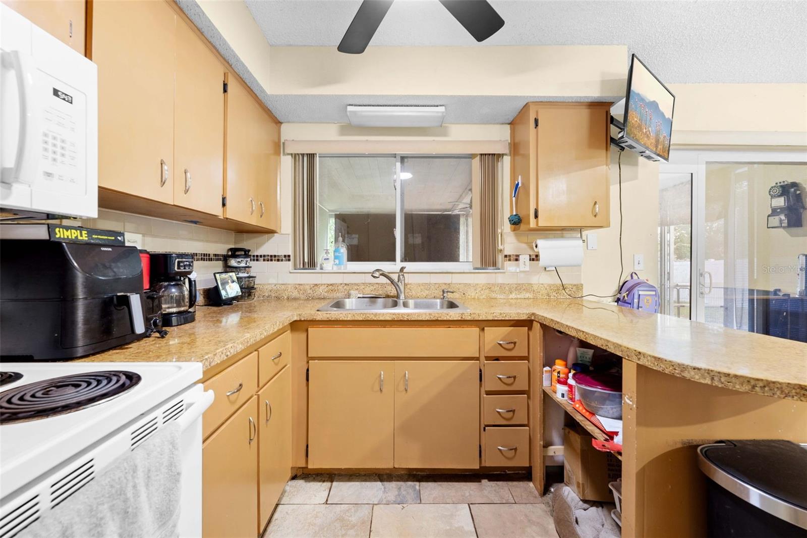 10196 Heathcliff St Property Photo 16
