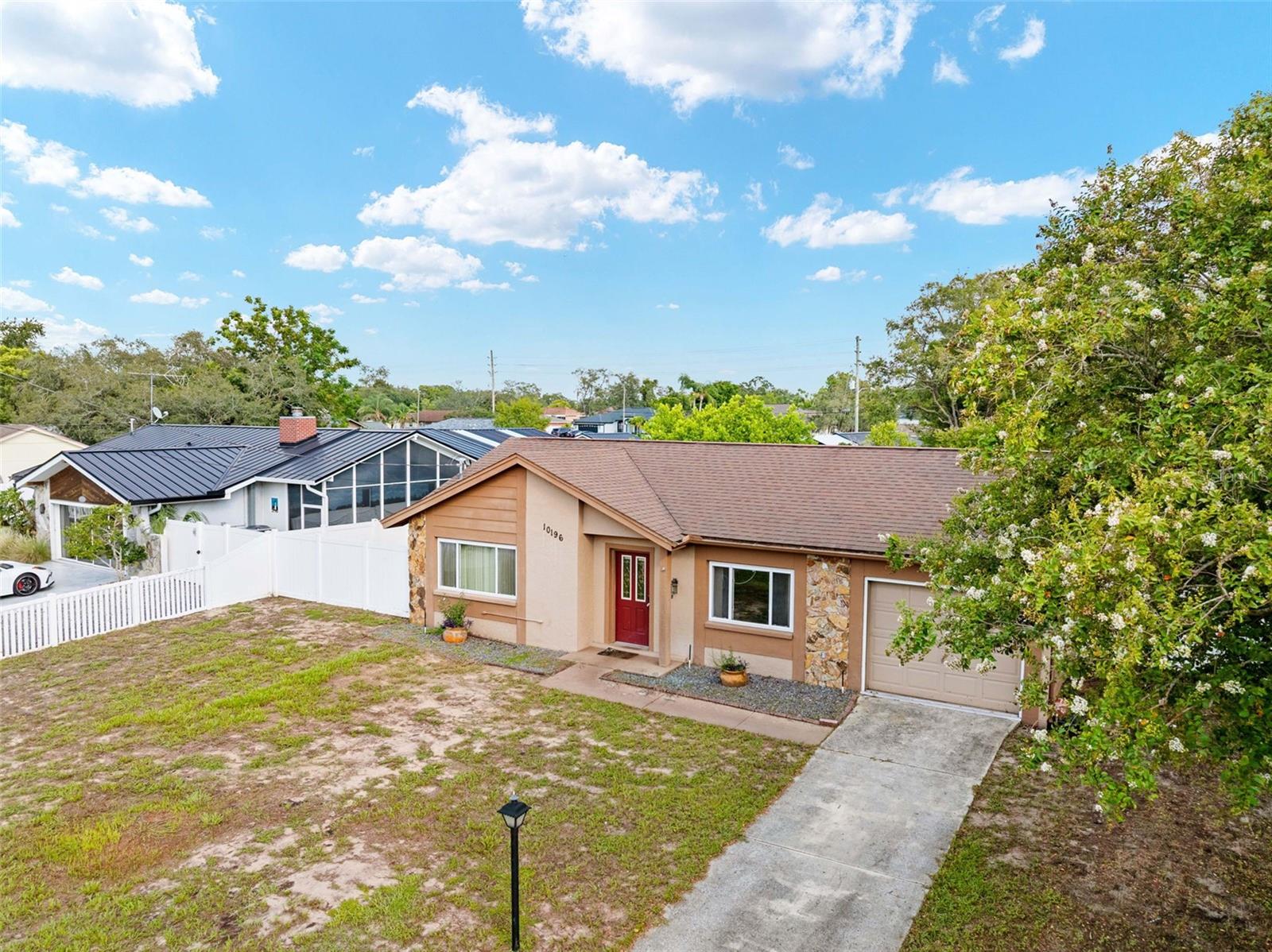 10196 Heathcliff St Property Photo 18