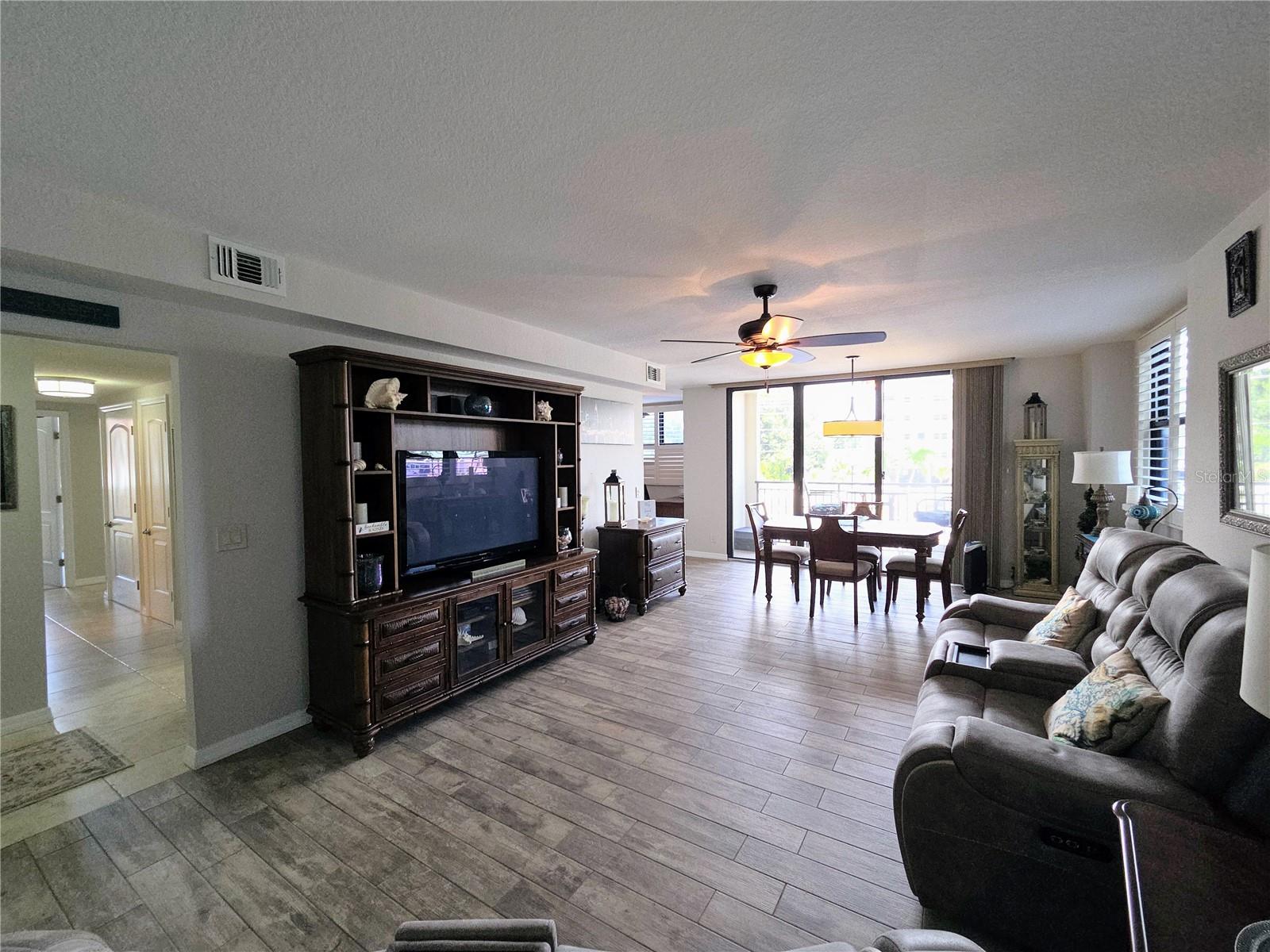 3820 Gulf Blvd #108 Property Photo 3