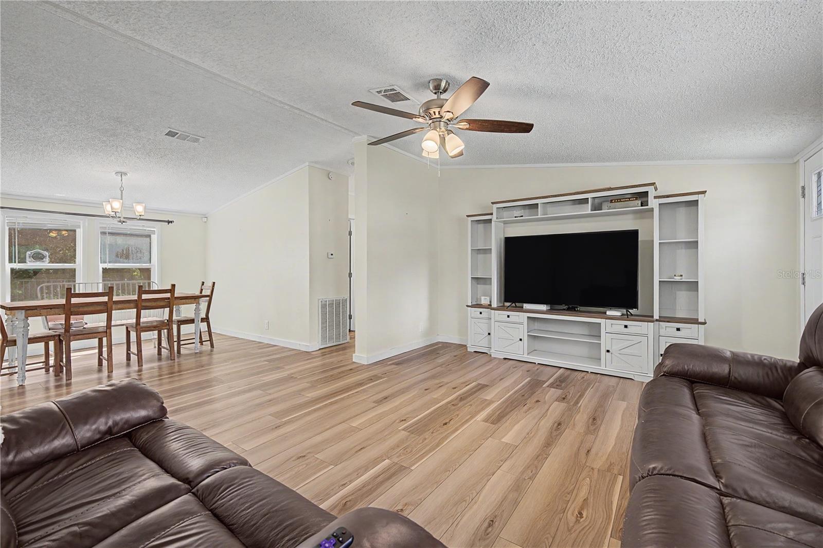 3935 Ewell Rd Property Photo 17