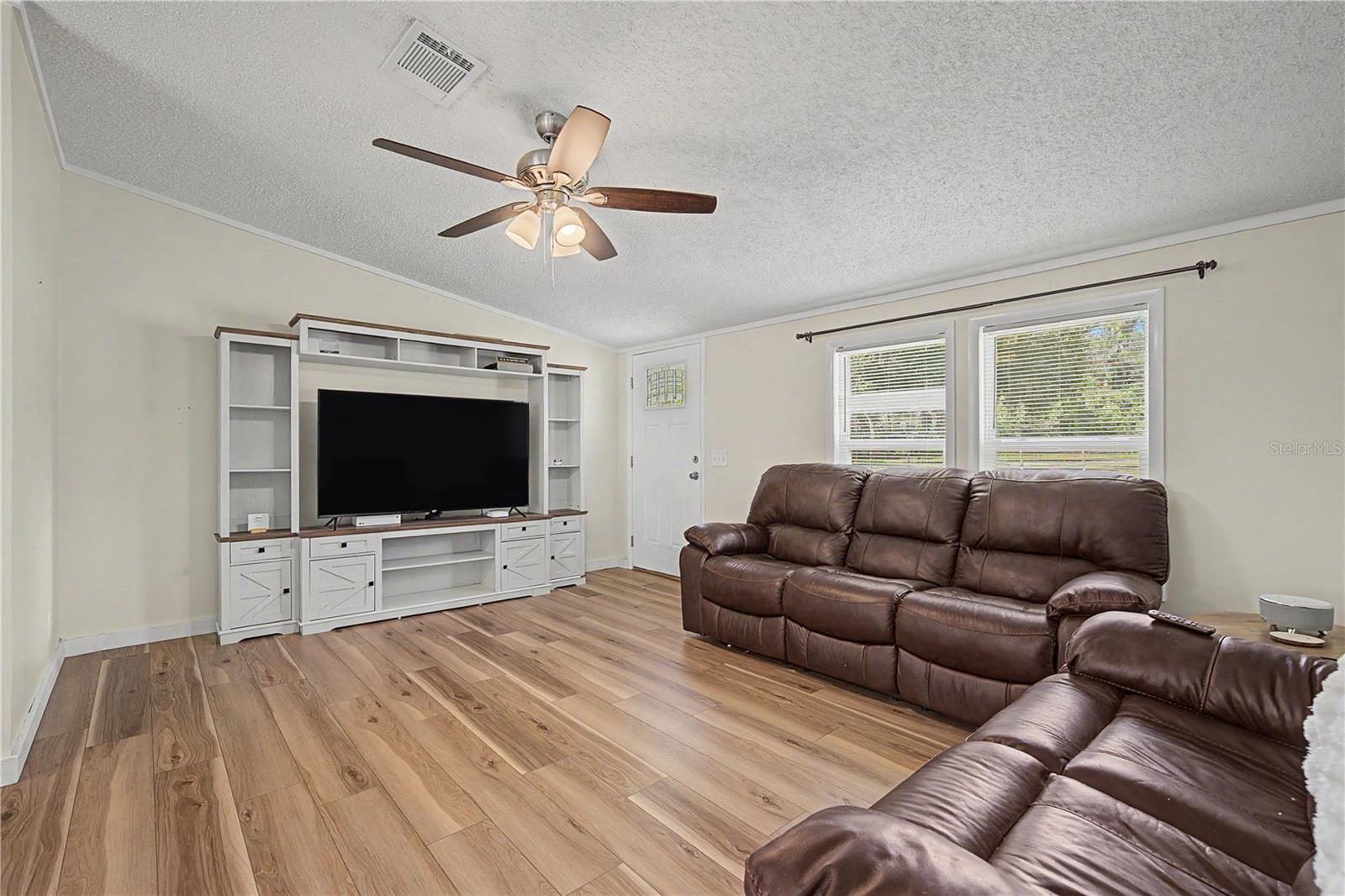 3935 Ewell Rd Property Photo 18