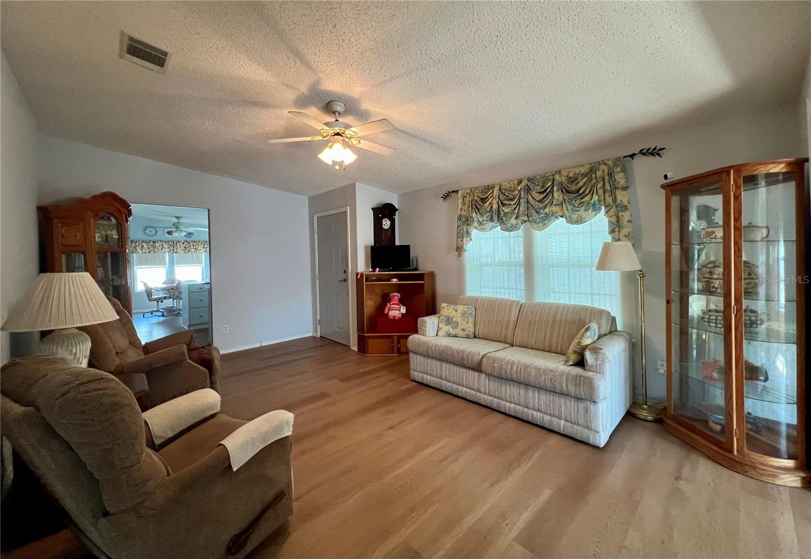 51 Pindo Palm St E Property Photo 11