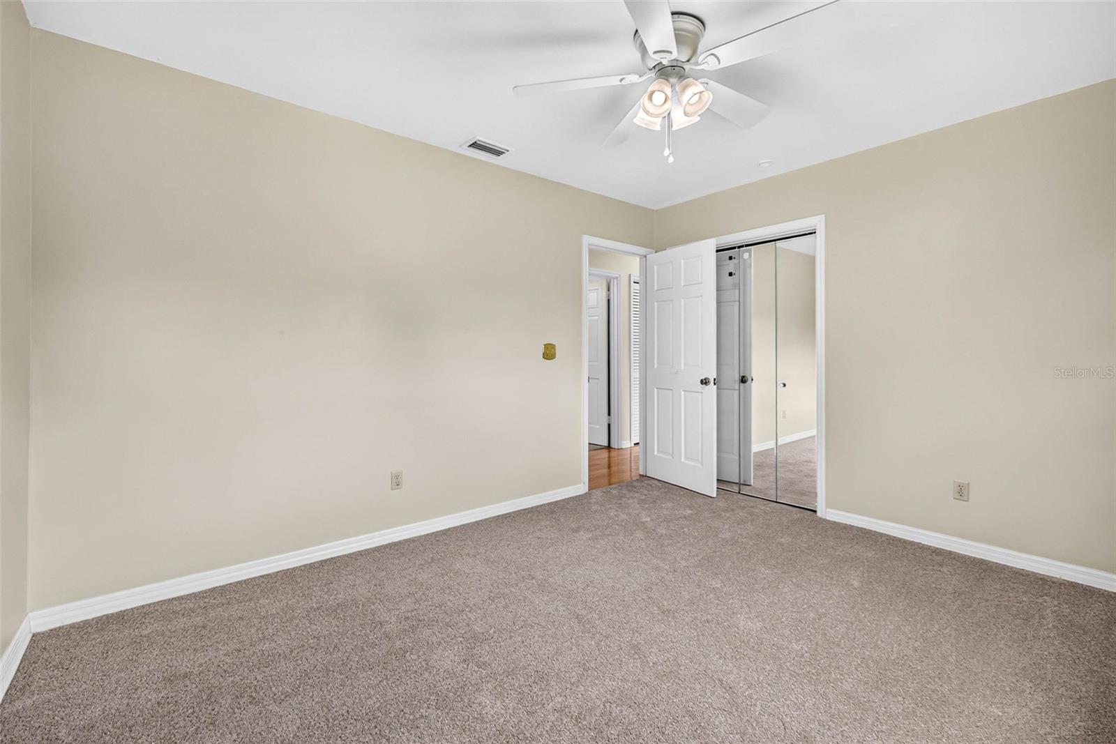 614 N Sylvan Dr Property Photo 40