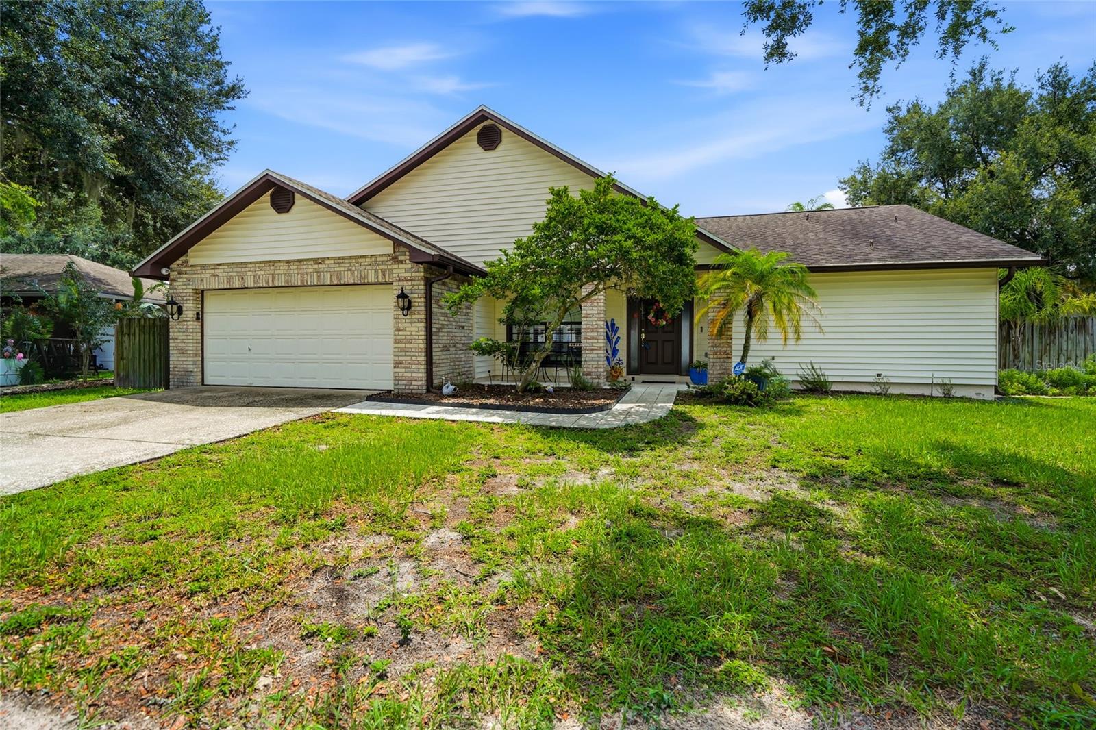 1150 Windsor Way Property Photo 1