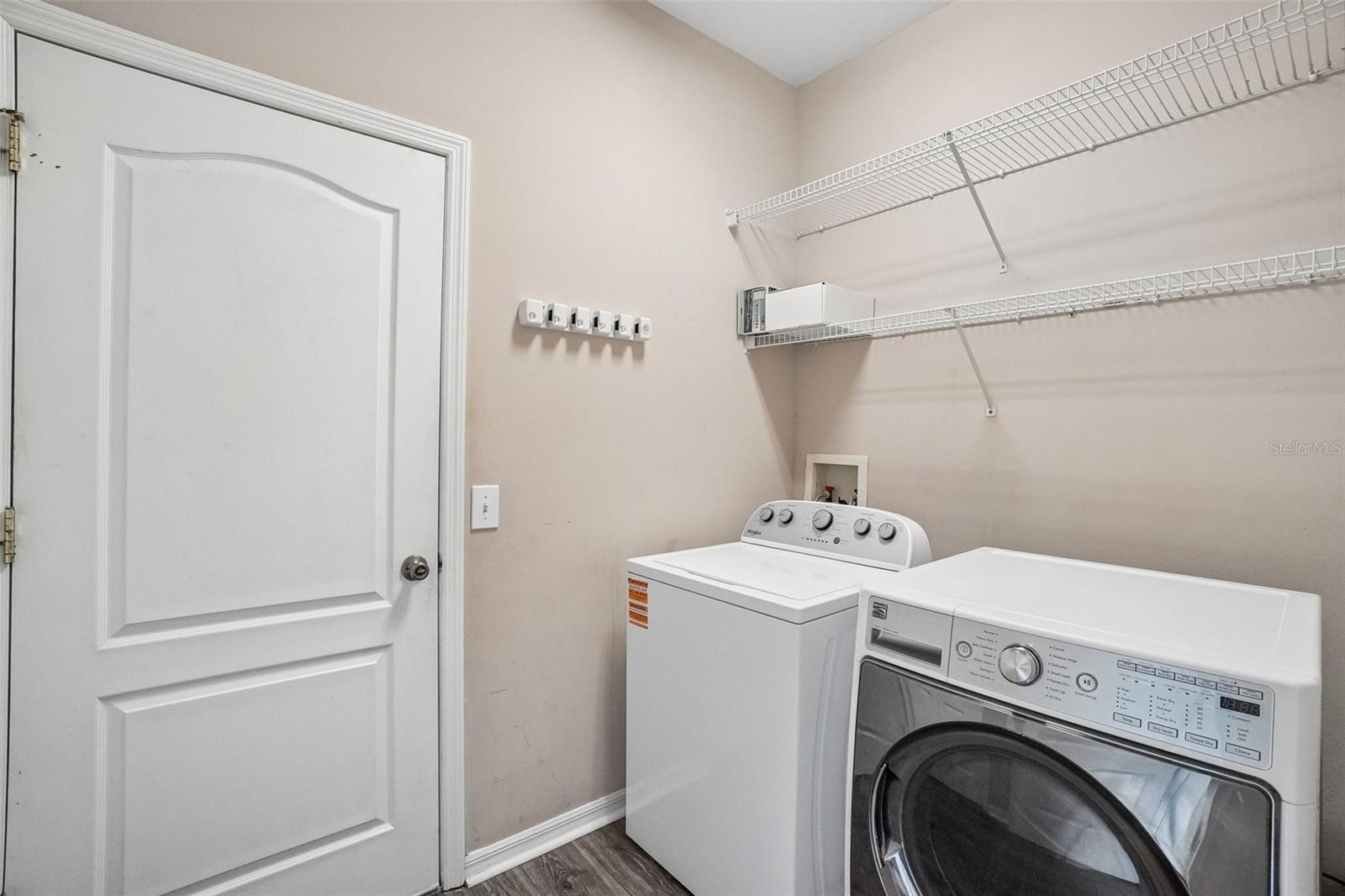 6111 Gannetside Pl Property Photo 11