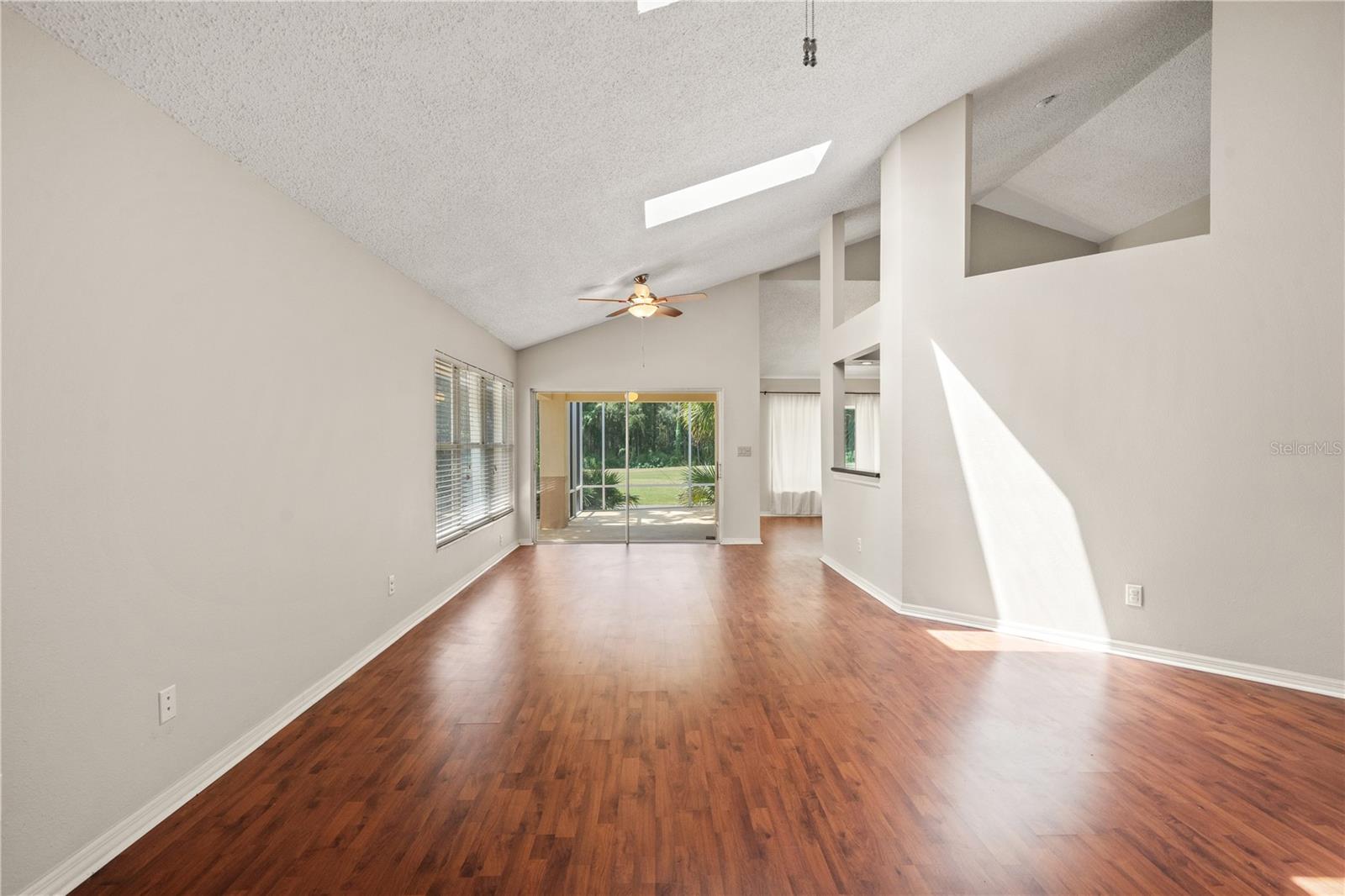 6005 Fairway Palms Ct Property Photo 10
