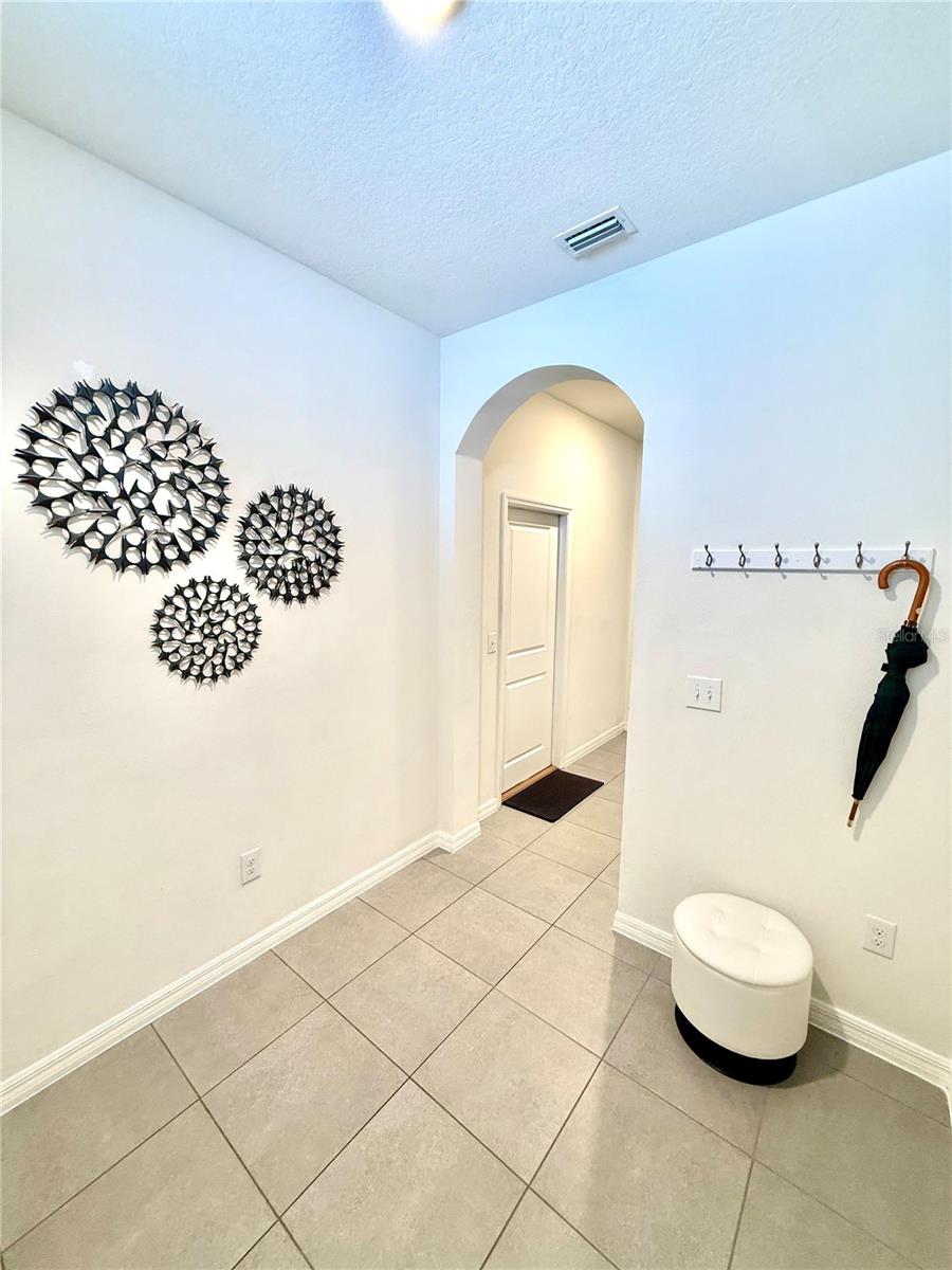 8771 Falling Blue Pl Property Photo 4