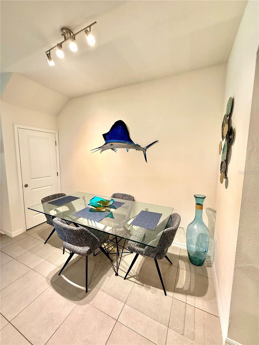 8771 Falling Blue Pl Property Photo 7