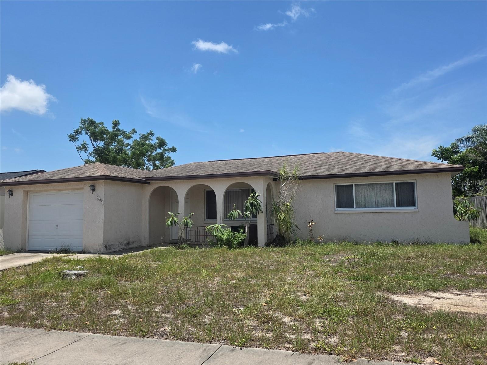 6123 Halifax Dr Property Photo 1