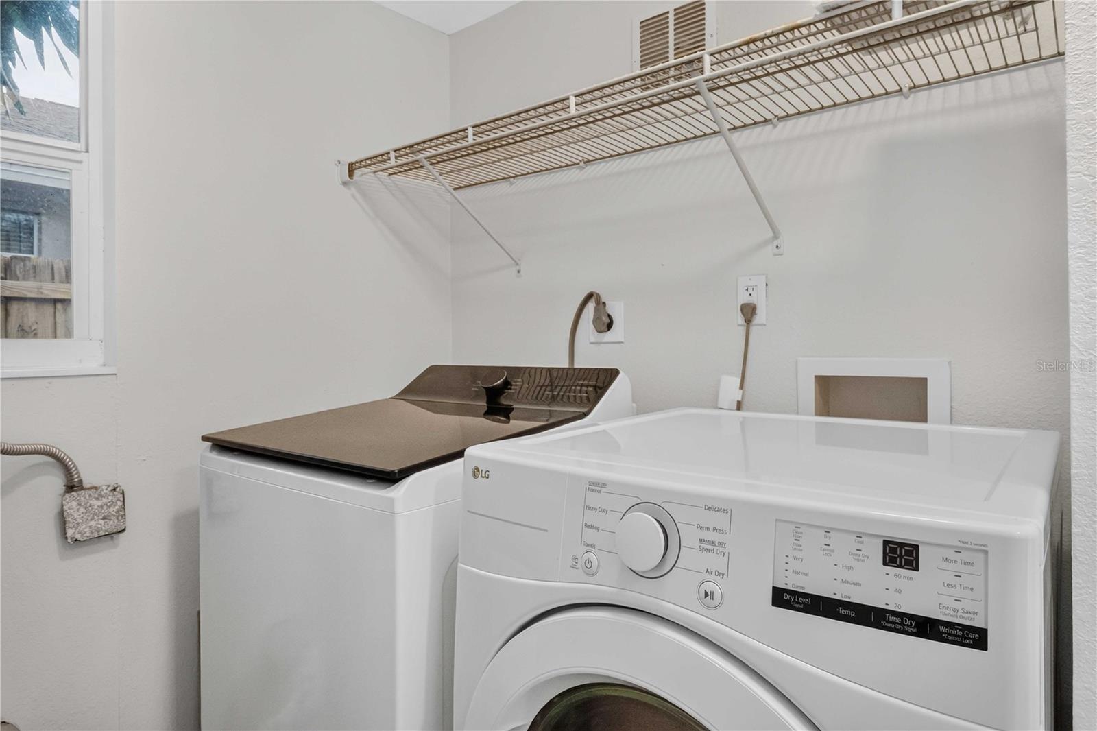 2125 N Hercules Ave Property Photo 20
