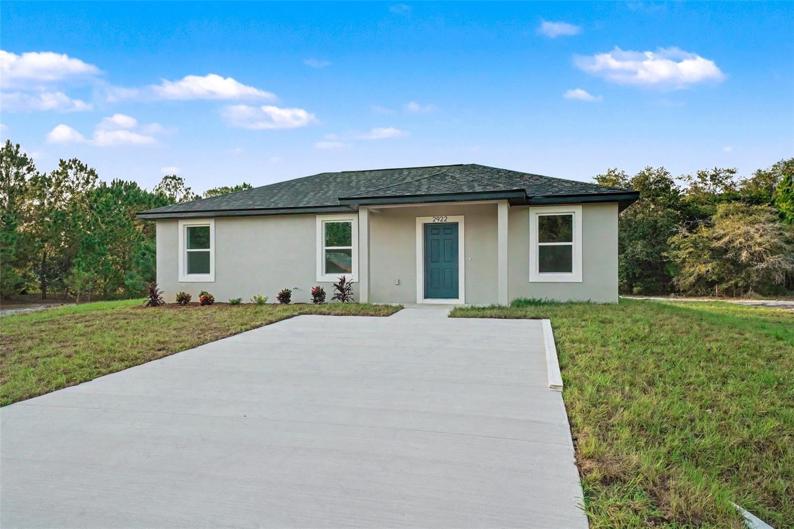 2922 W Perry Rd Property Photo 1