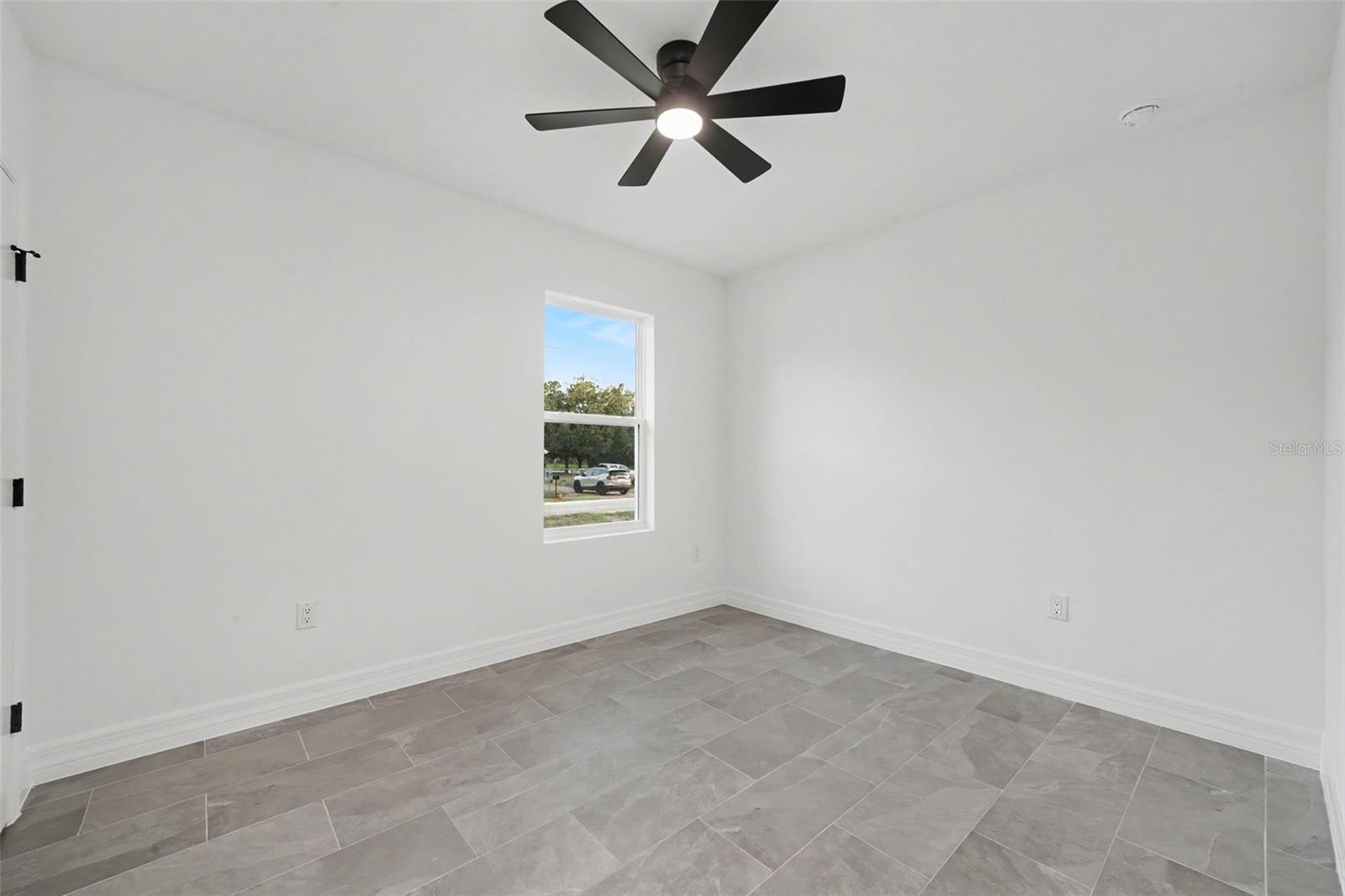 2922 W Perry Rd Property Photo 22