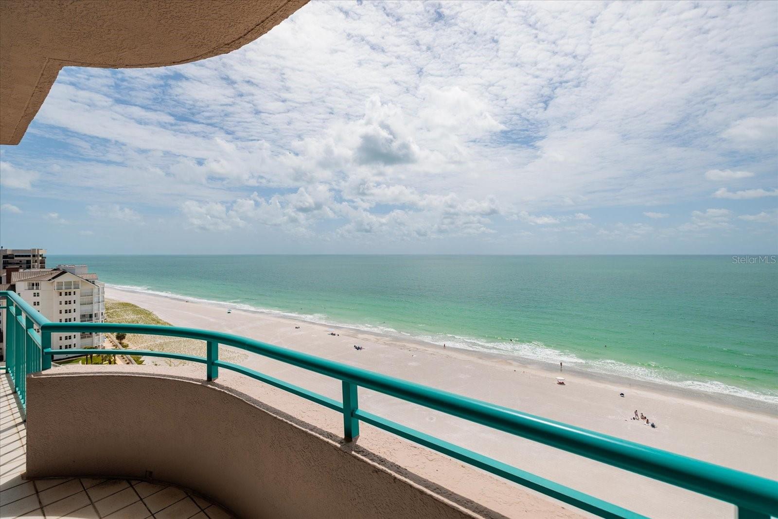 1560 Gulf Blvd #1101 Property Photo 27