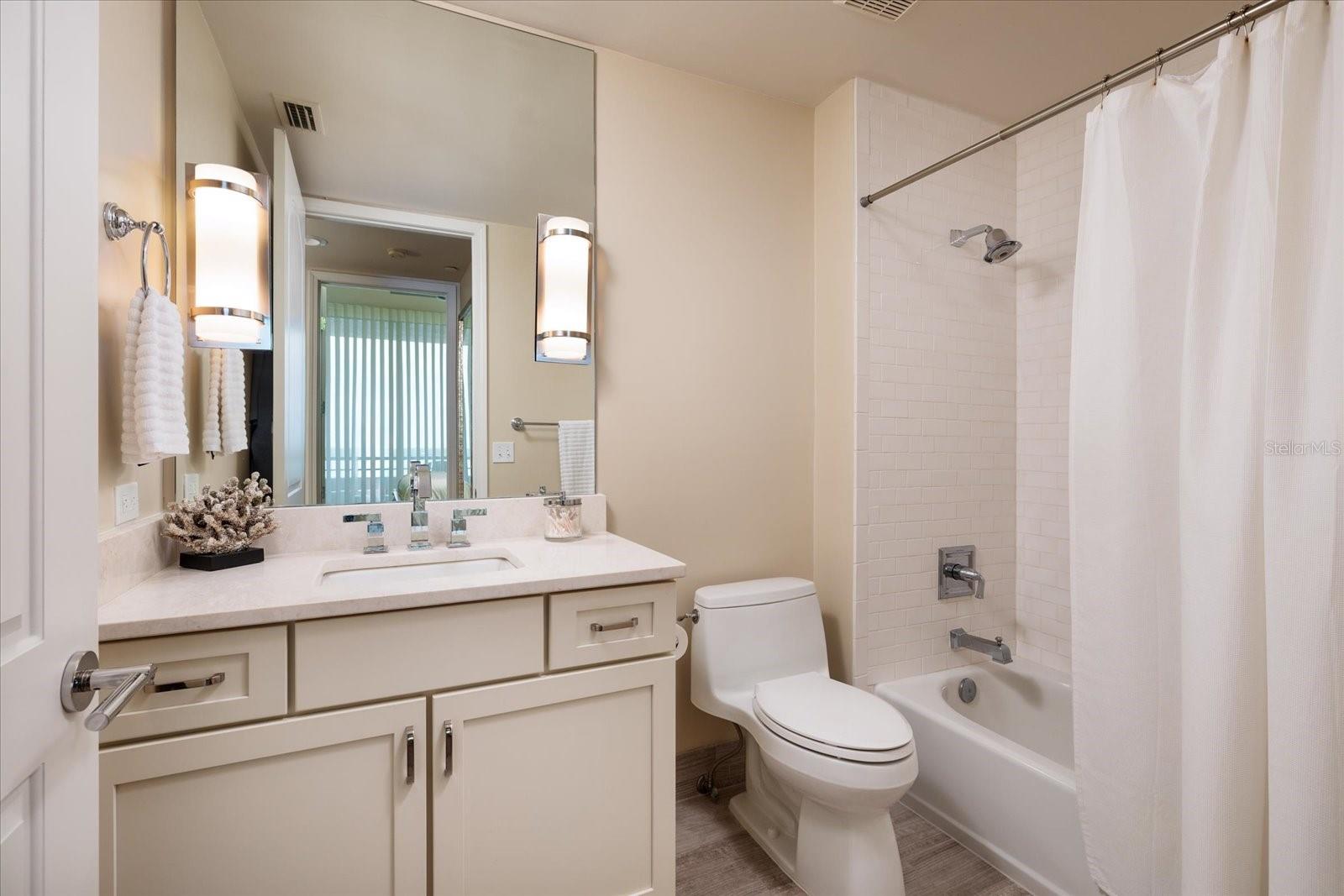 1560 Gulf Blvd #1101 Property Photo 36