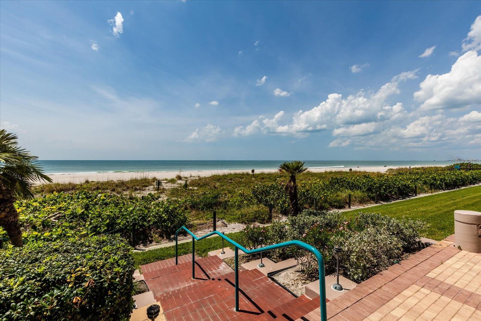 1560 Gulf Blvd #1101 Property Photo 67
