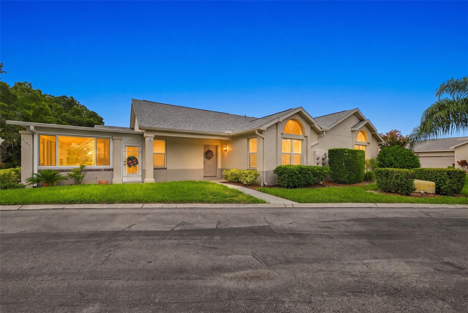 1124 GOLFVIEW WOODS DR #na