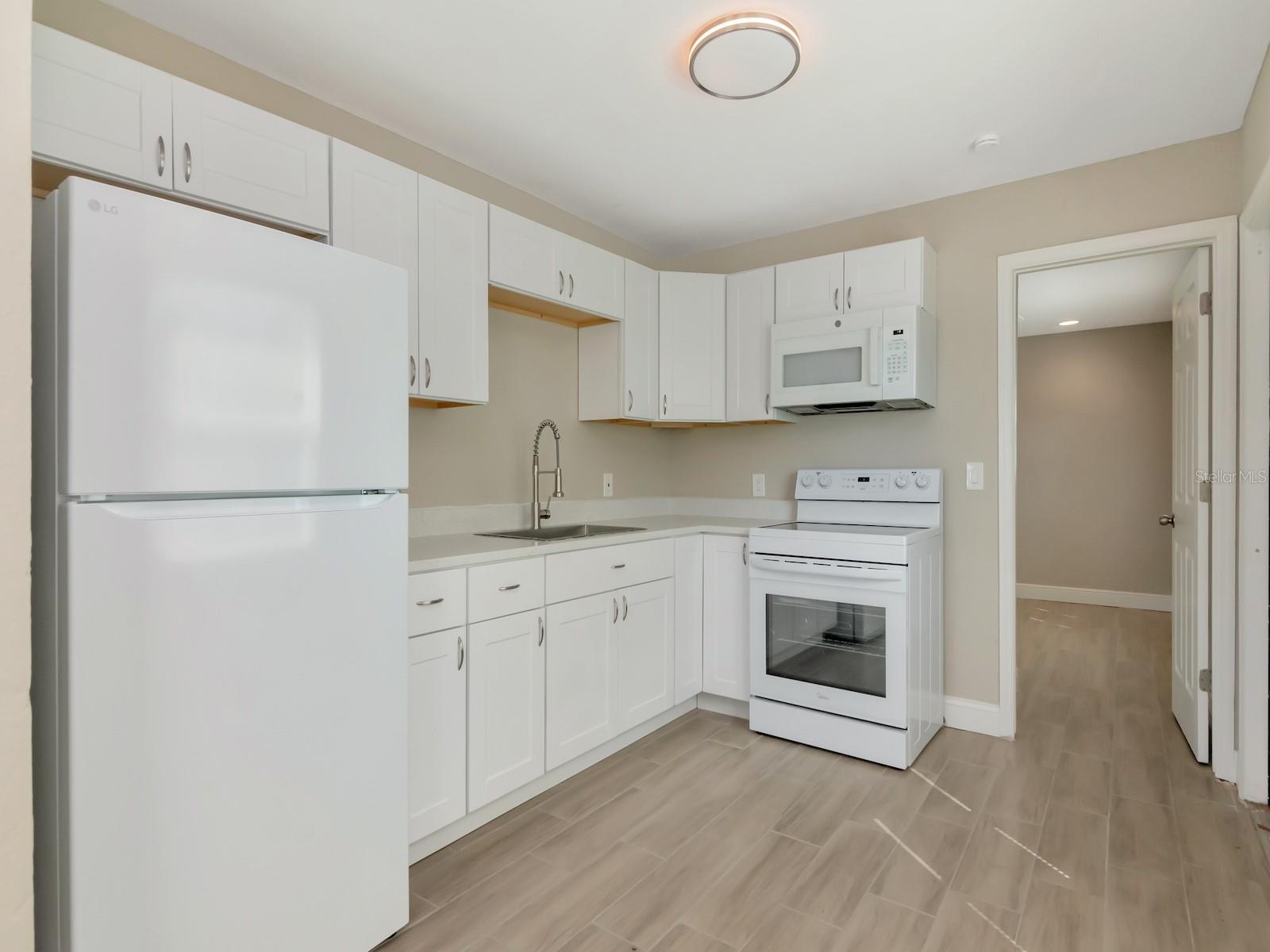 1207 62nd Ave E Property Photo 1