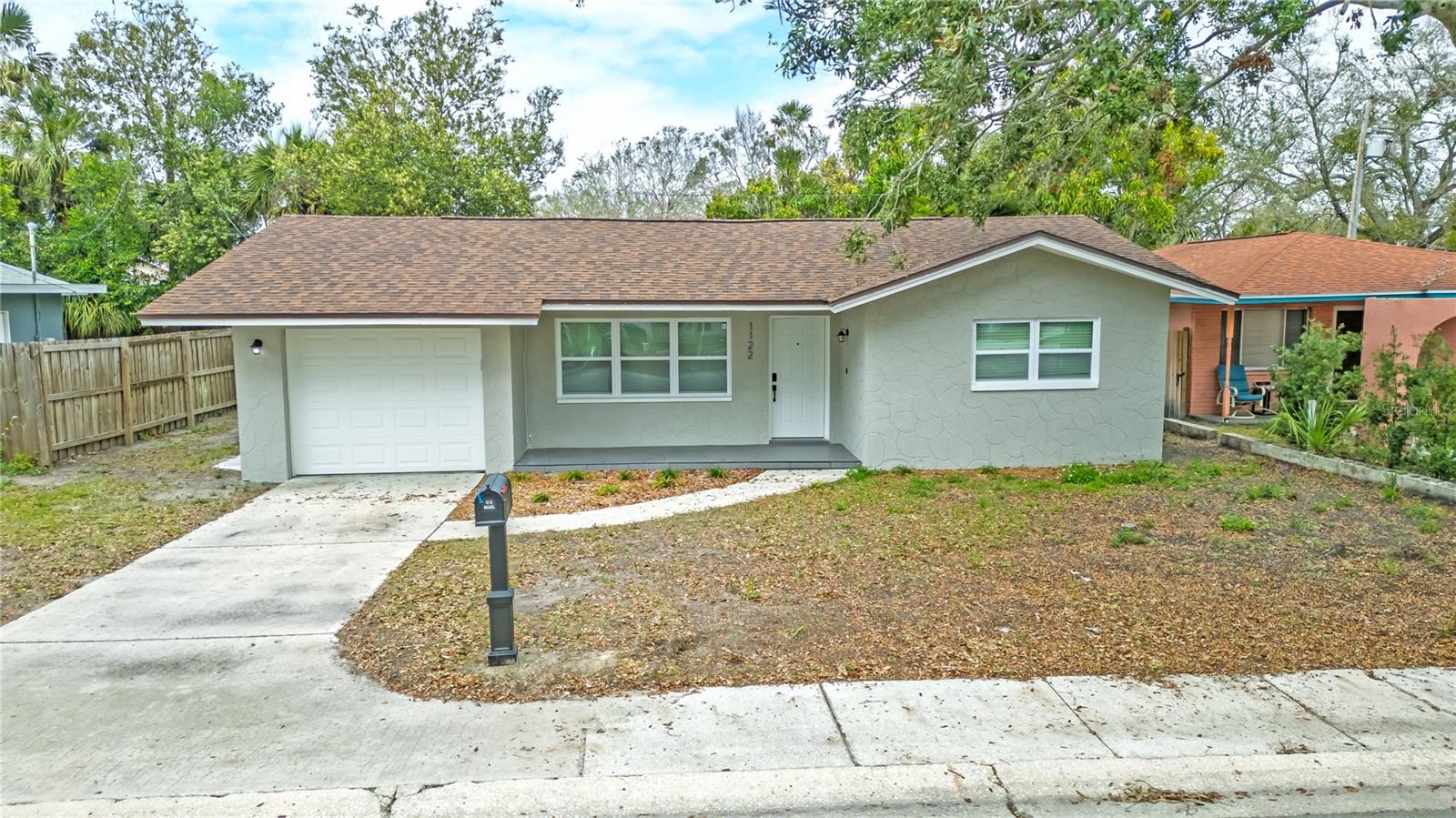 1122 TANGERINE ST Property Photo 1