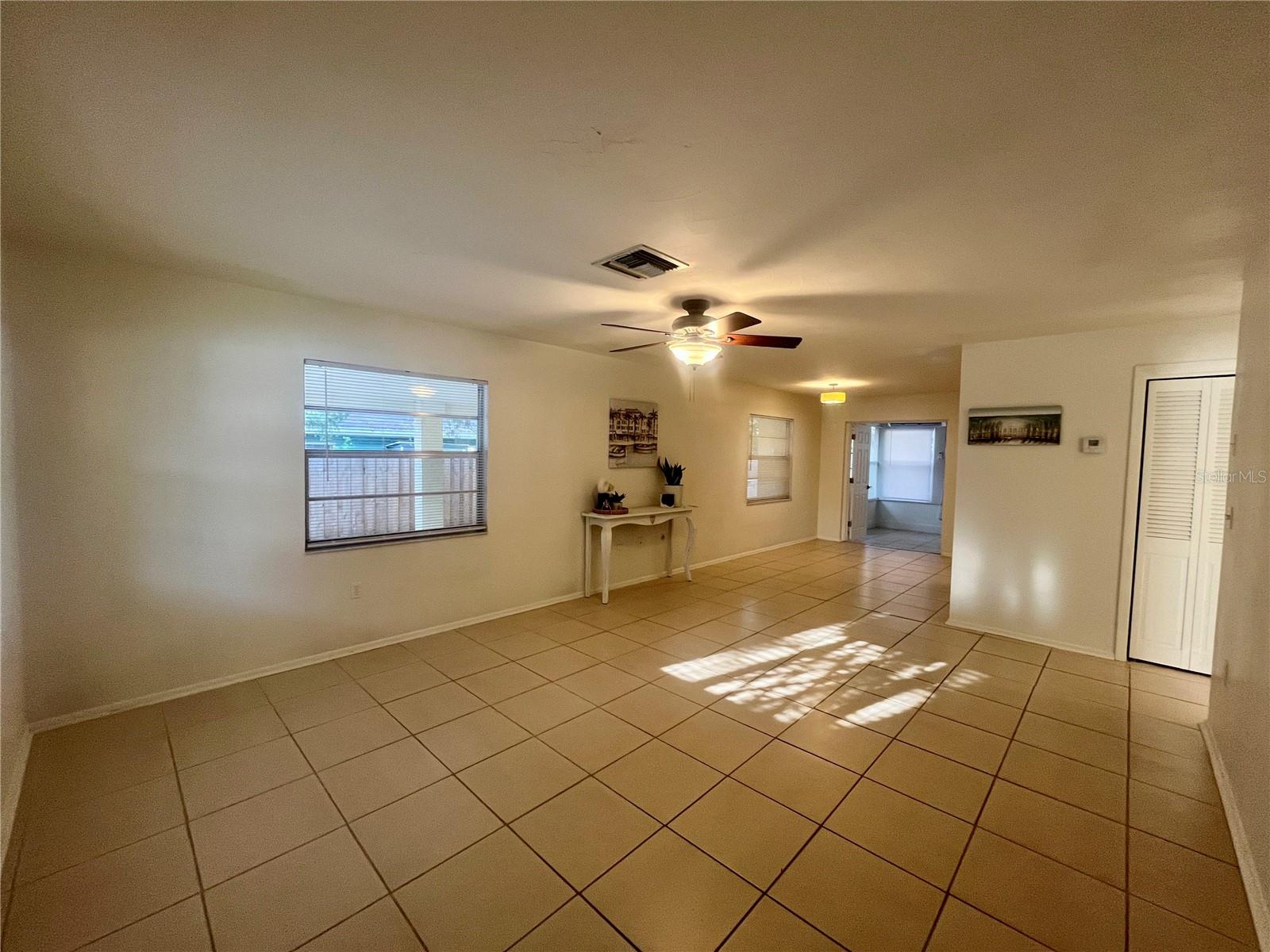 705 Bayou Ave Property Photo 3