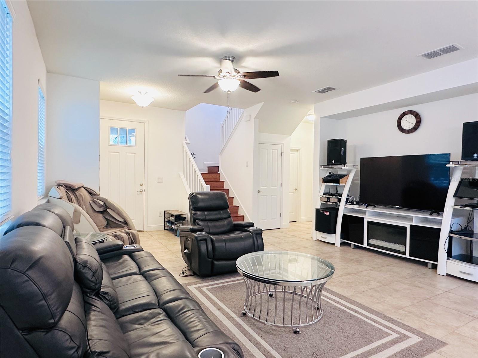 10132 Grand Oak Cir Property Photo 7
